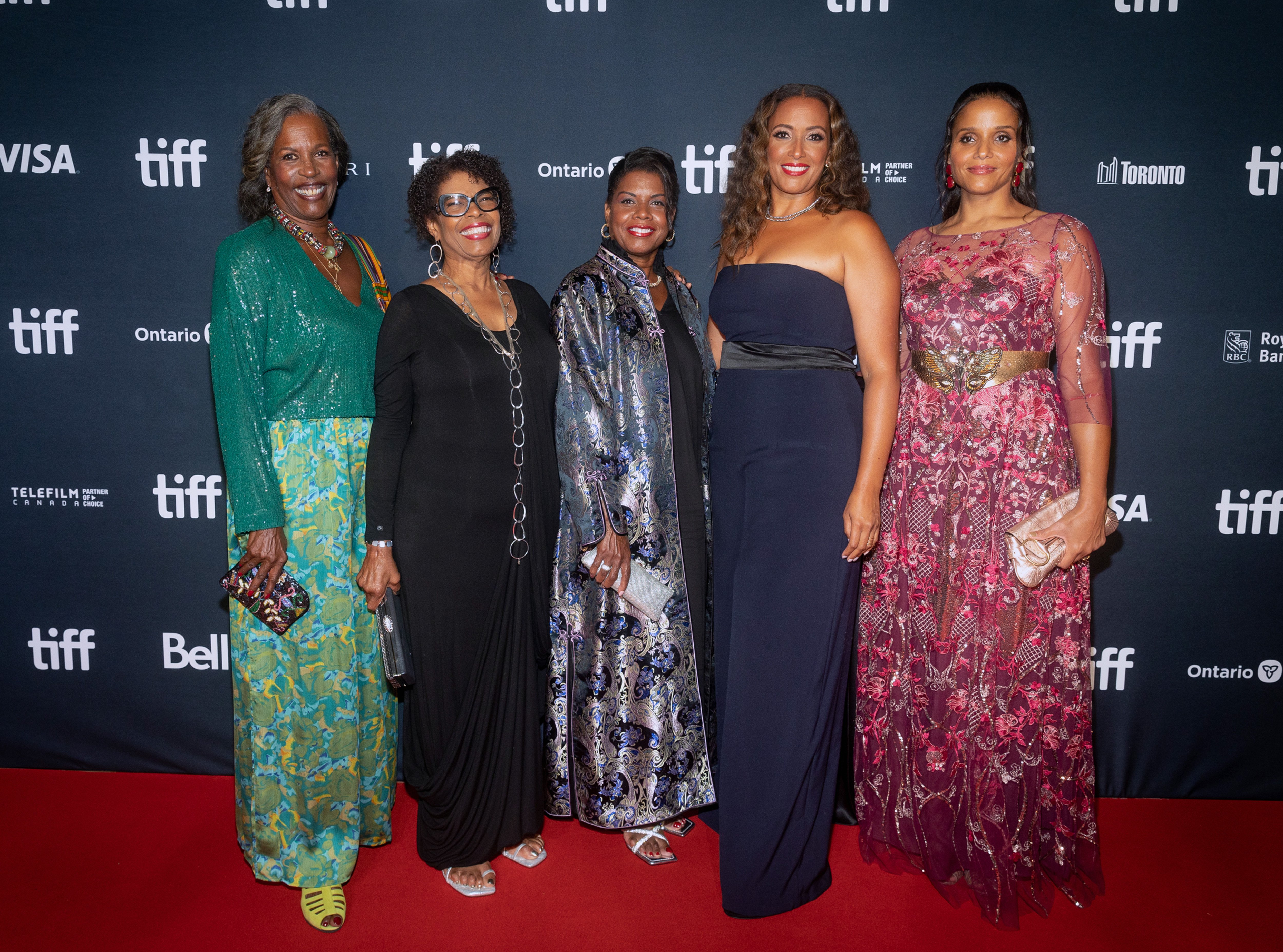 (L-R) Pamela Poitier, Beverly Poitier-Henderson, Sherri Poitier, Anika Poitier and Sydney Tamiia Poitier pose on the red carpet at the "Sidney" Premiere during the 2022 Toronto International Film Festival on September 10, 2022, in Toronto | Source: Getty Images