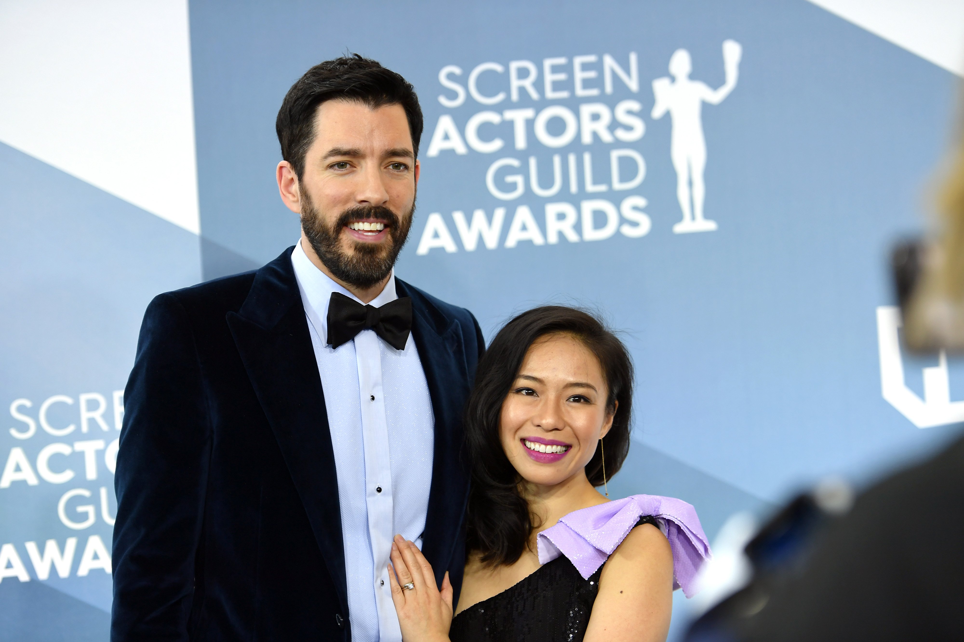 Drew Scott and Linda Phan at the 26th Annual Screen Actors Guild Awards on January 19, 2020, in Los Angeles, California. | Source: Mike Coppola/Getty Images