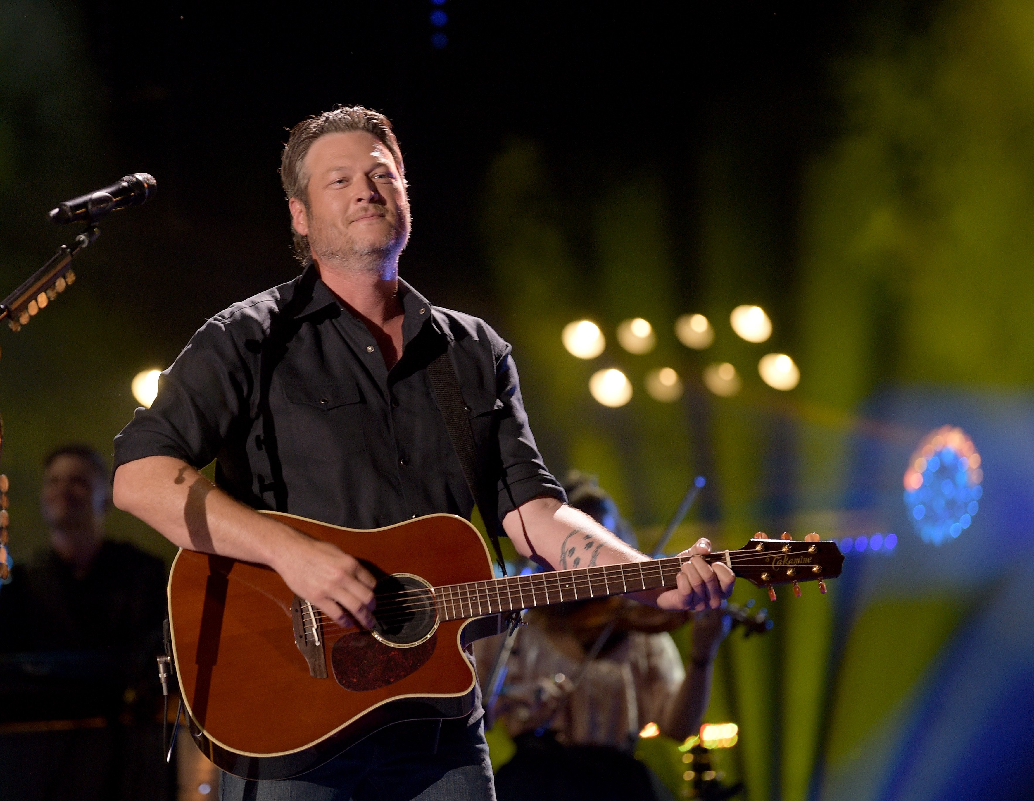 Blake Shelton performs onstage during the 2018 CMA Music festival at Nissan Stadium on June 8, 2018. | Photo: GettyImages