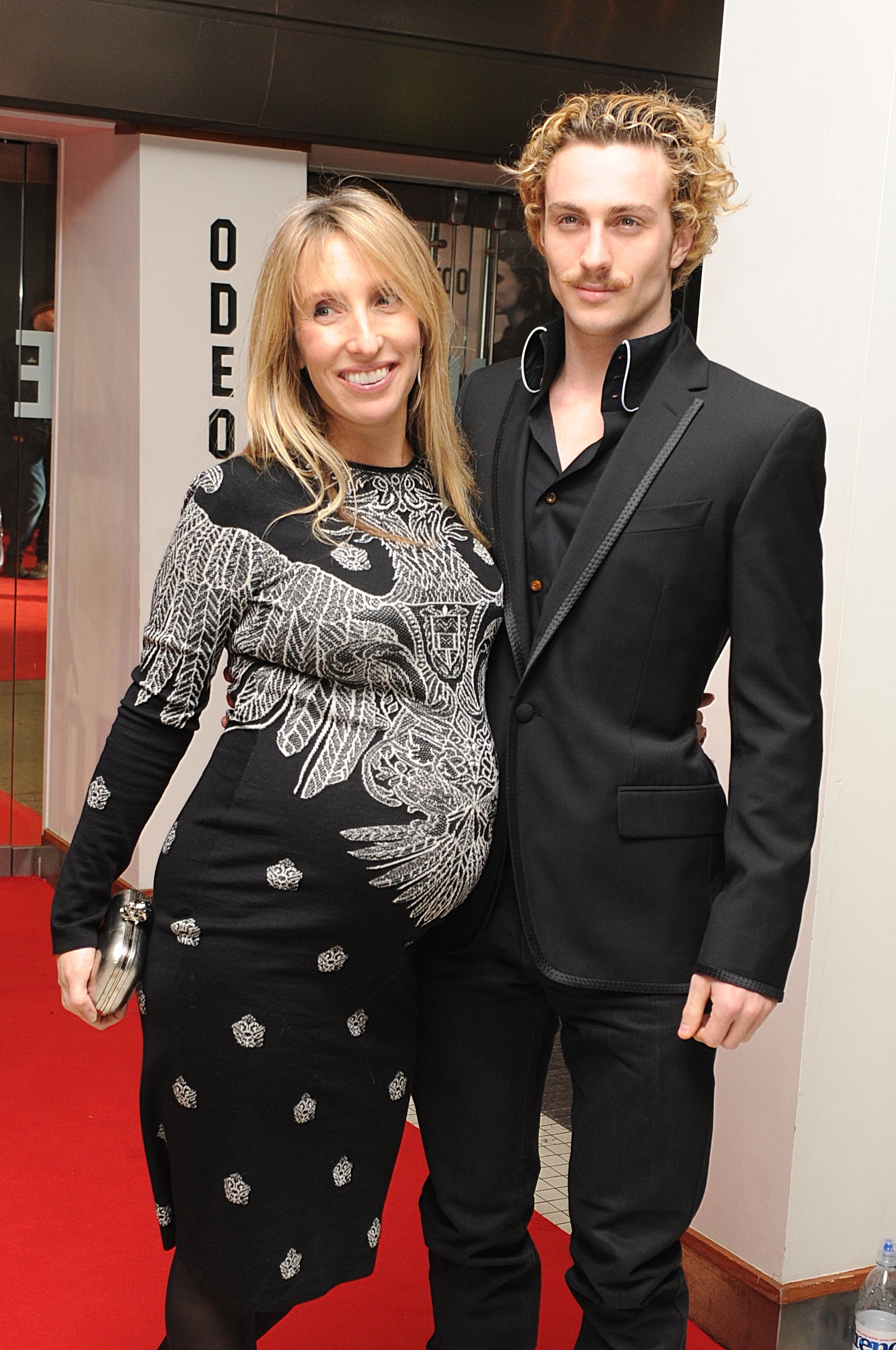 Sam and Aaron Taylor-Johnson arriving for the world premiere of "The Girl with The Dragon Tattoo" in December 2011, in London. | Source: Getty Images
