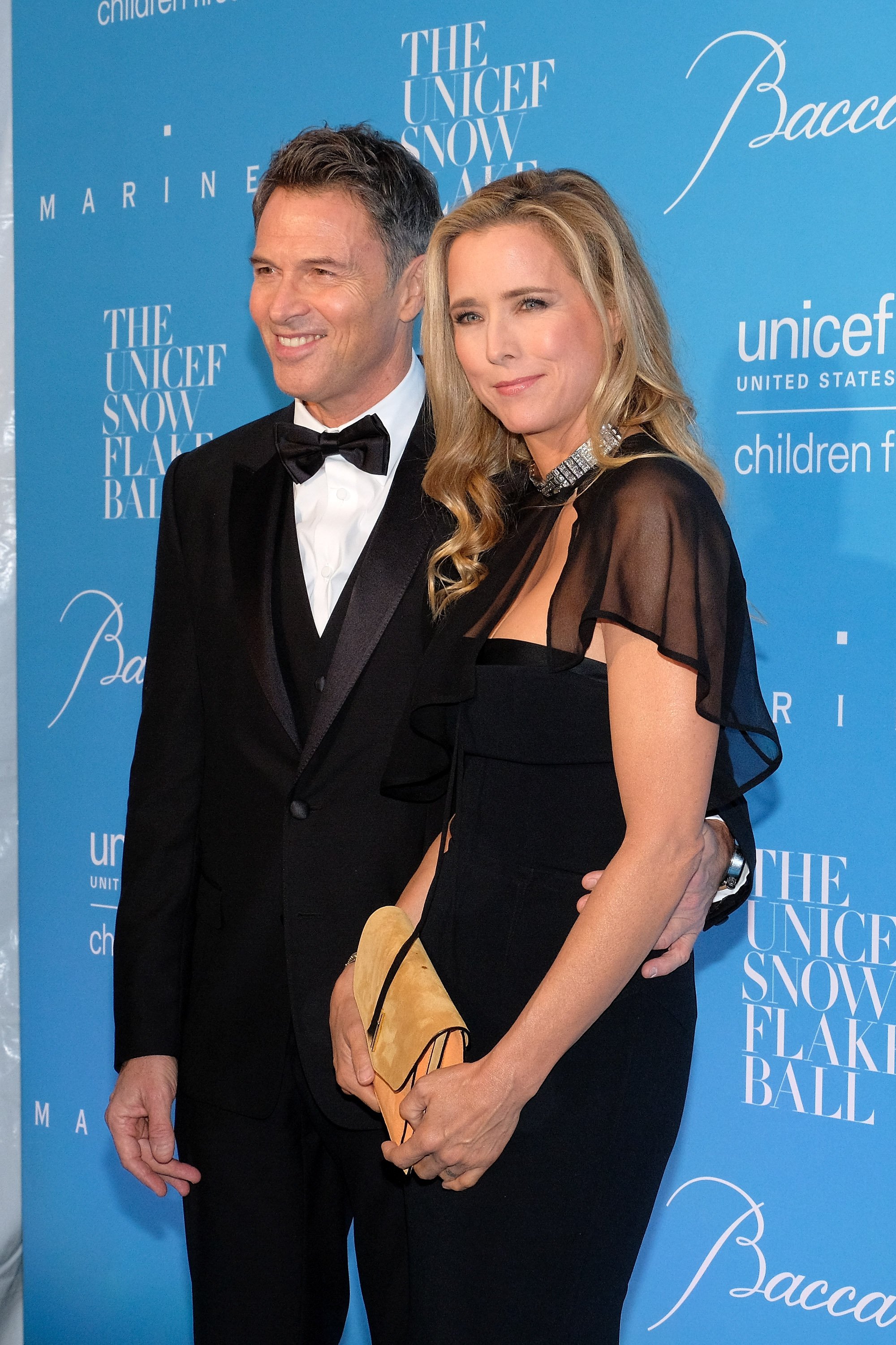 Tim Daly (L) and Téa Leoni attend the 12th annual UNICEF Snowflake Ball at Cipriani Wall Street on November 29, 2016 in New York City. | Source: Getty Images
