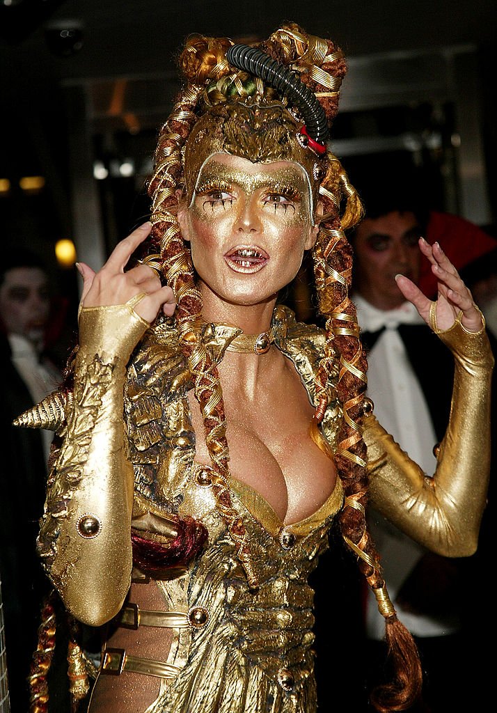 Heidi Klum en su fiesta de Halloween de 2003. | Foto: Getty Images.