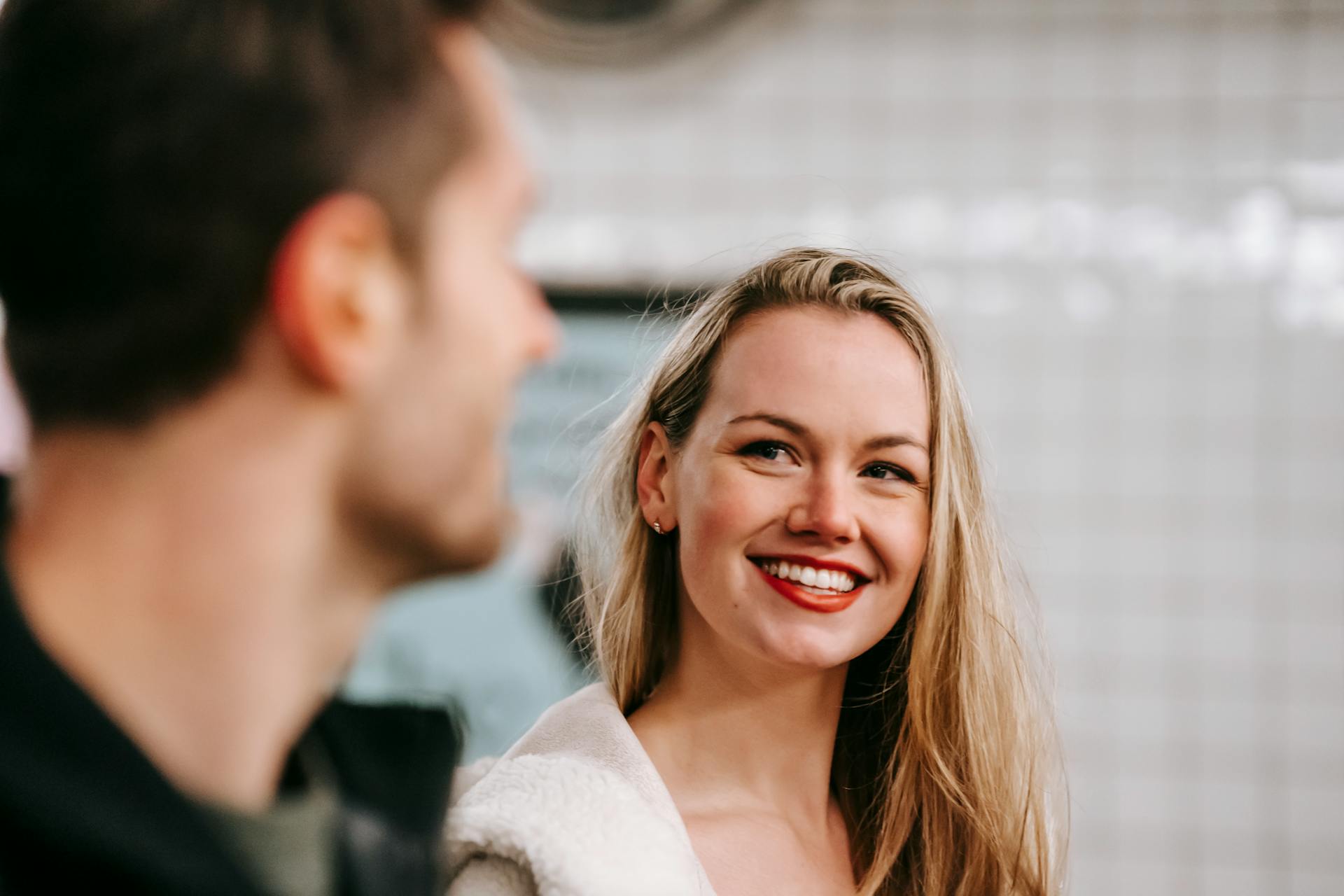 A woman looking at her boyfriend | Source: Pexels