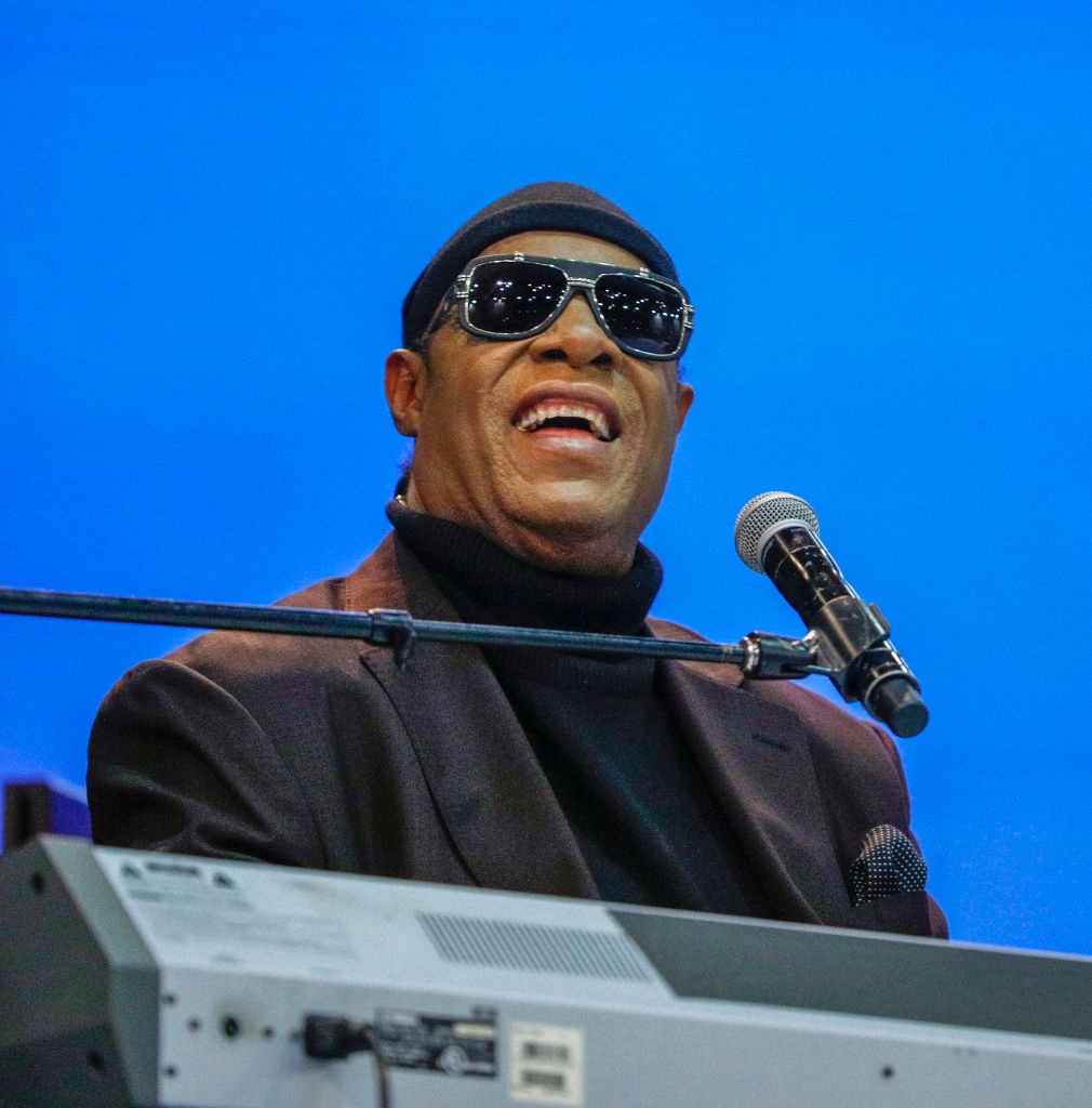Stevie Wonder performs at the funeral of former U.S. Congressman John Conyers Jr. on November 4, 2019 in Detroit, Michigan.| Photo: Getty Images