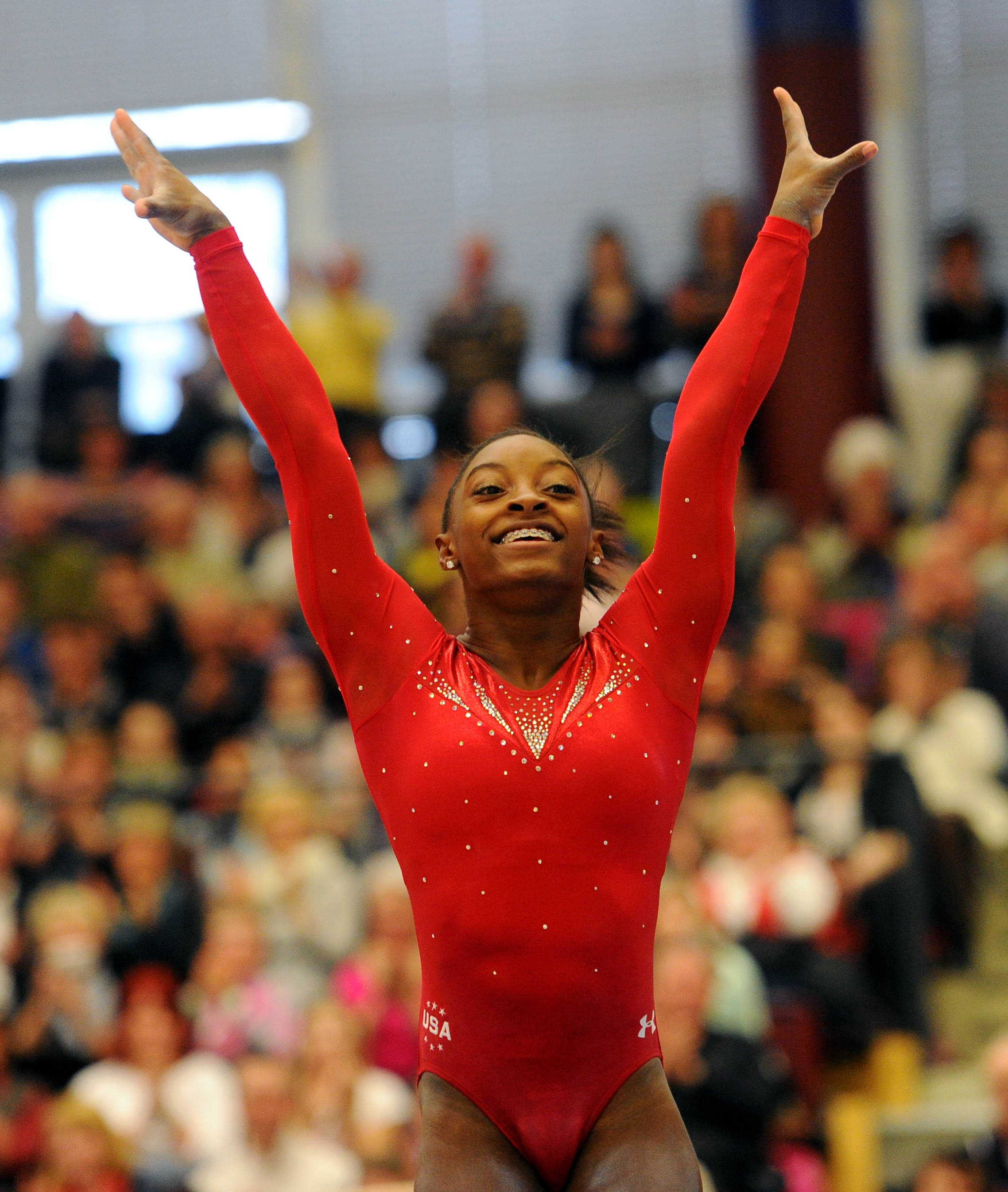 Simone Biles on the balance beam at an International Gymnastics competition in Chemnitz, Germany, on March 30, 2013 | Source: Getty Images