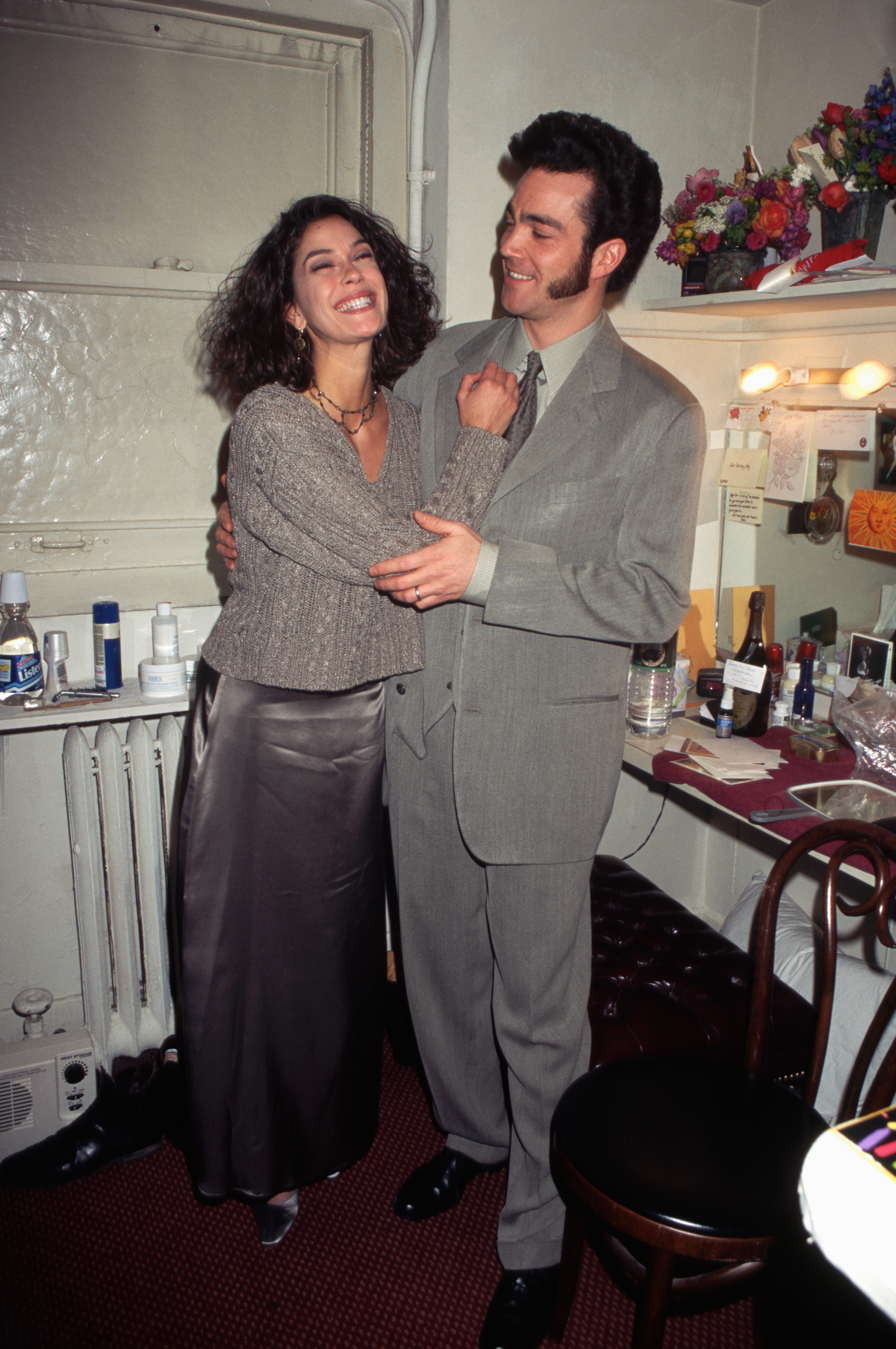 Teri Hatcher and Jon Tenney in New York City in 1995 | Source: Getty Images