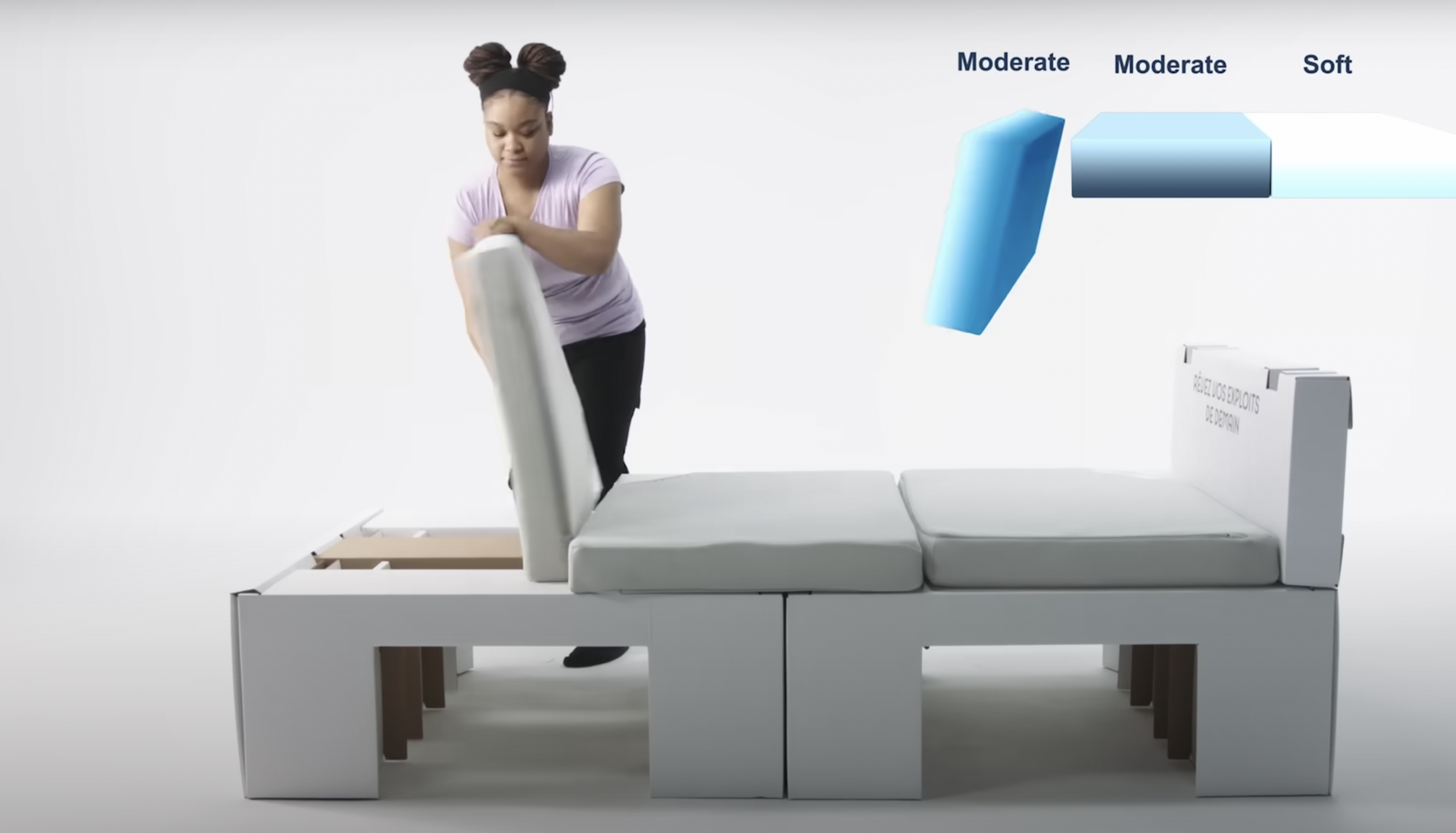 Airweave's "anti-sex" beds used at the Paris Olympic Village in a video uploaded on July 25, 2024 | Source: YouTube/Cheddar