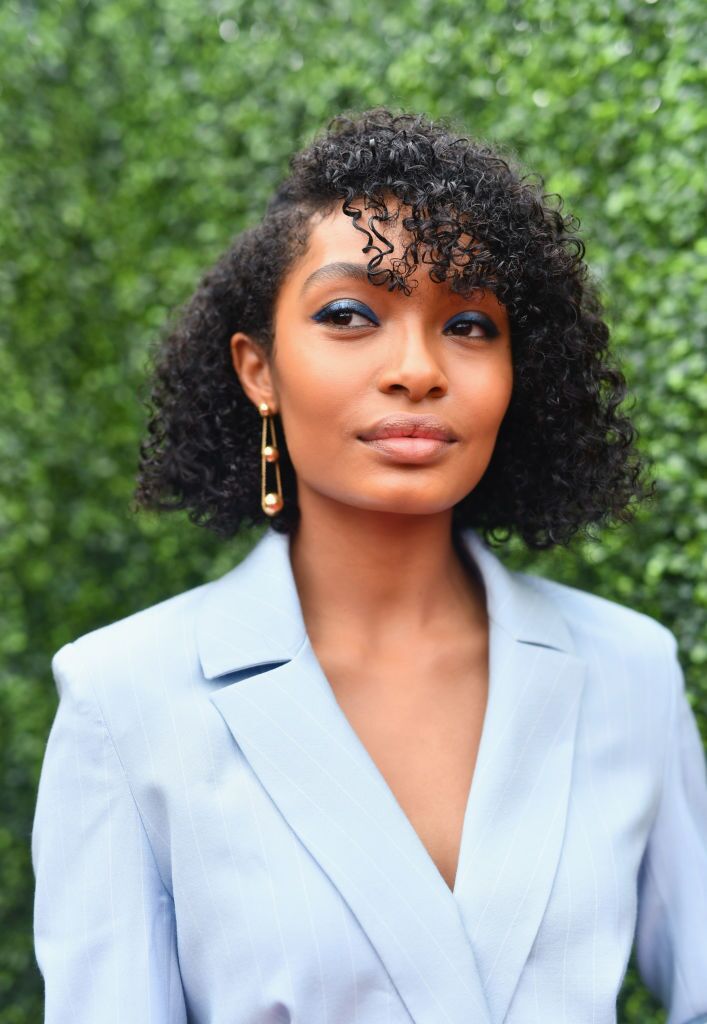 Yara Shahidi attends the 2018 MTV Movie And TV Awards at Barker Hangar on June 16, 2018 | Photo: Getty Images