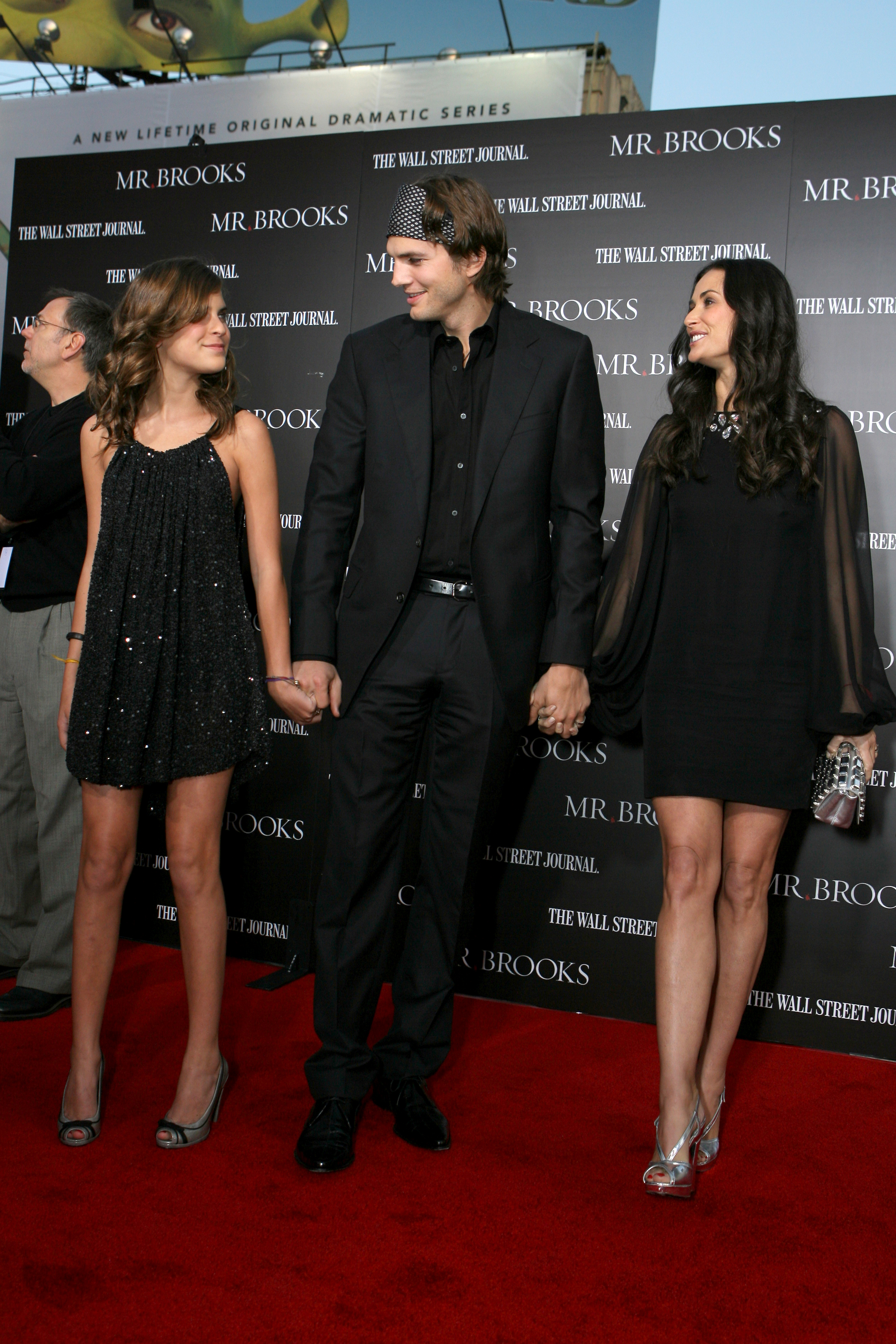 Tallulah Belle Willis, Ashton Kutcher, and Demi Moore at the "Mr. Brooks" Los Angeles premiere on May 22, 2007 | Source: Getty Images