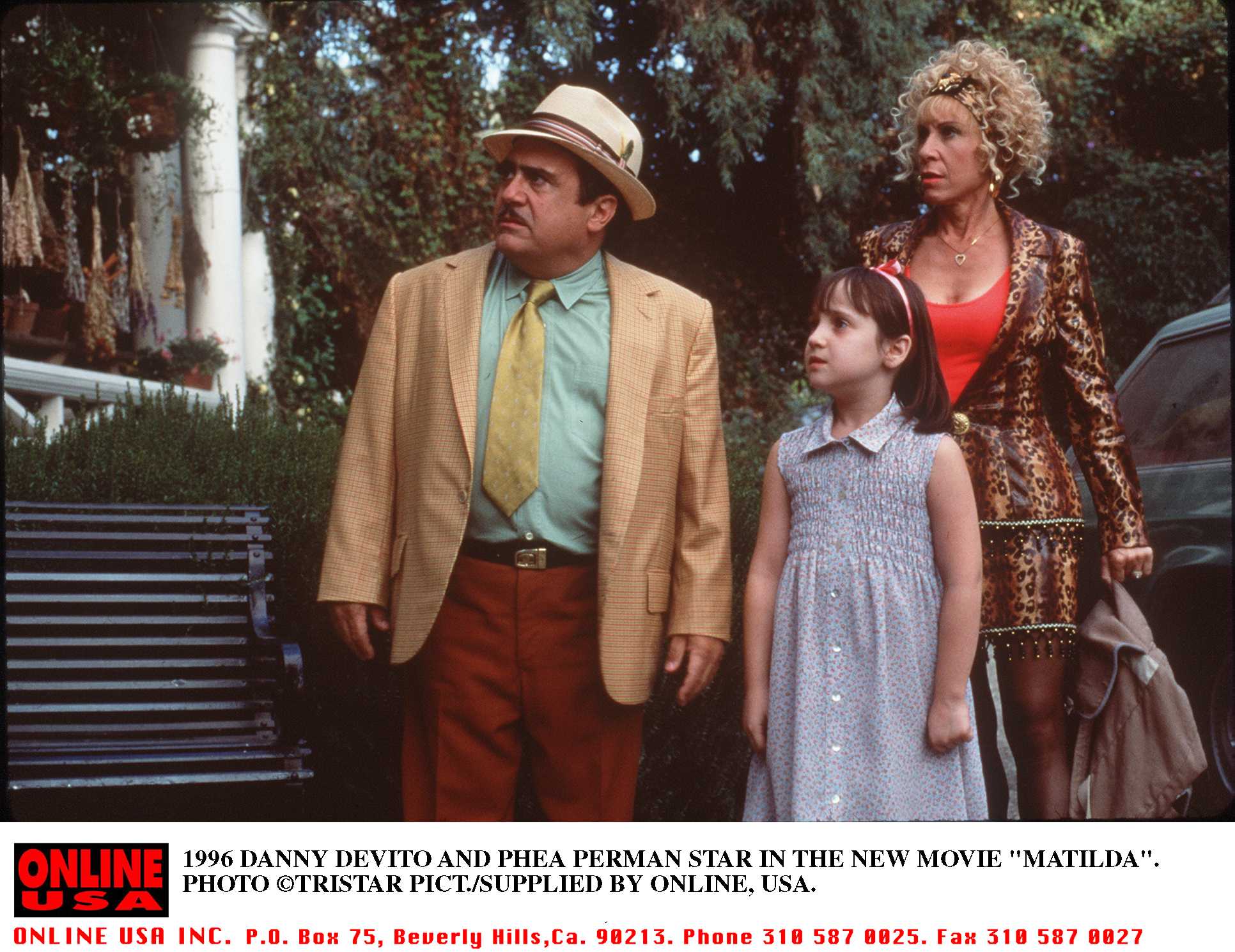 Danny DeVito and Rhea Perlman as the Wormwoods, on the set of "Matilda" in 1996 | Source: Getty Images