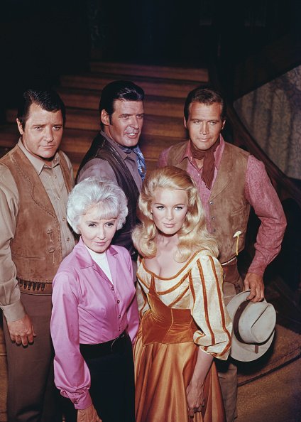 Cast of "The Big Valley" posing together, circa 1965. | Photo: Getty Images