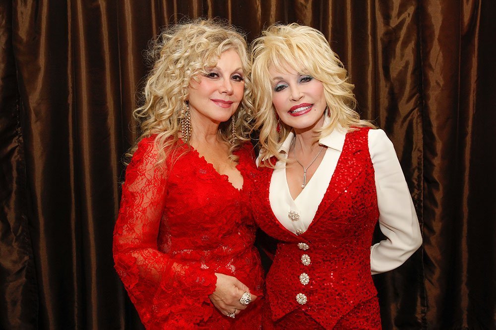 Stella and her older sister Dolly. I Image: Getty Images.