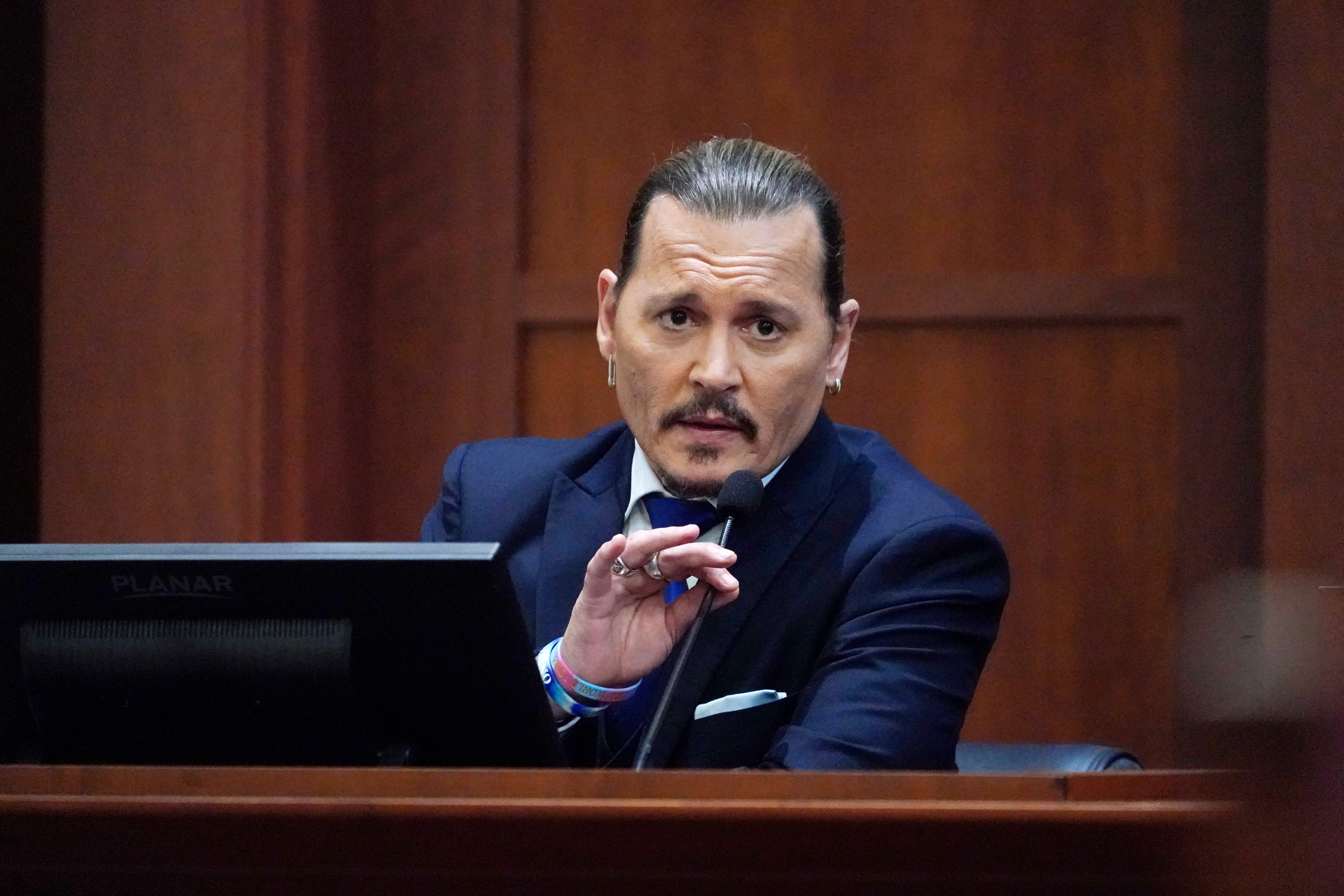 Johnny Depp at the Fairfax County Circuit Courthouse in Fairfax, Virginia on April 25, 2022 | Source: Getty Images