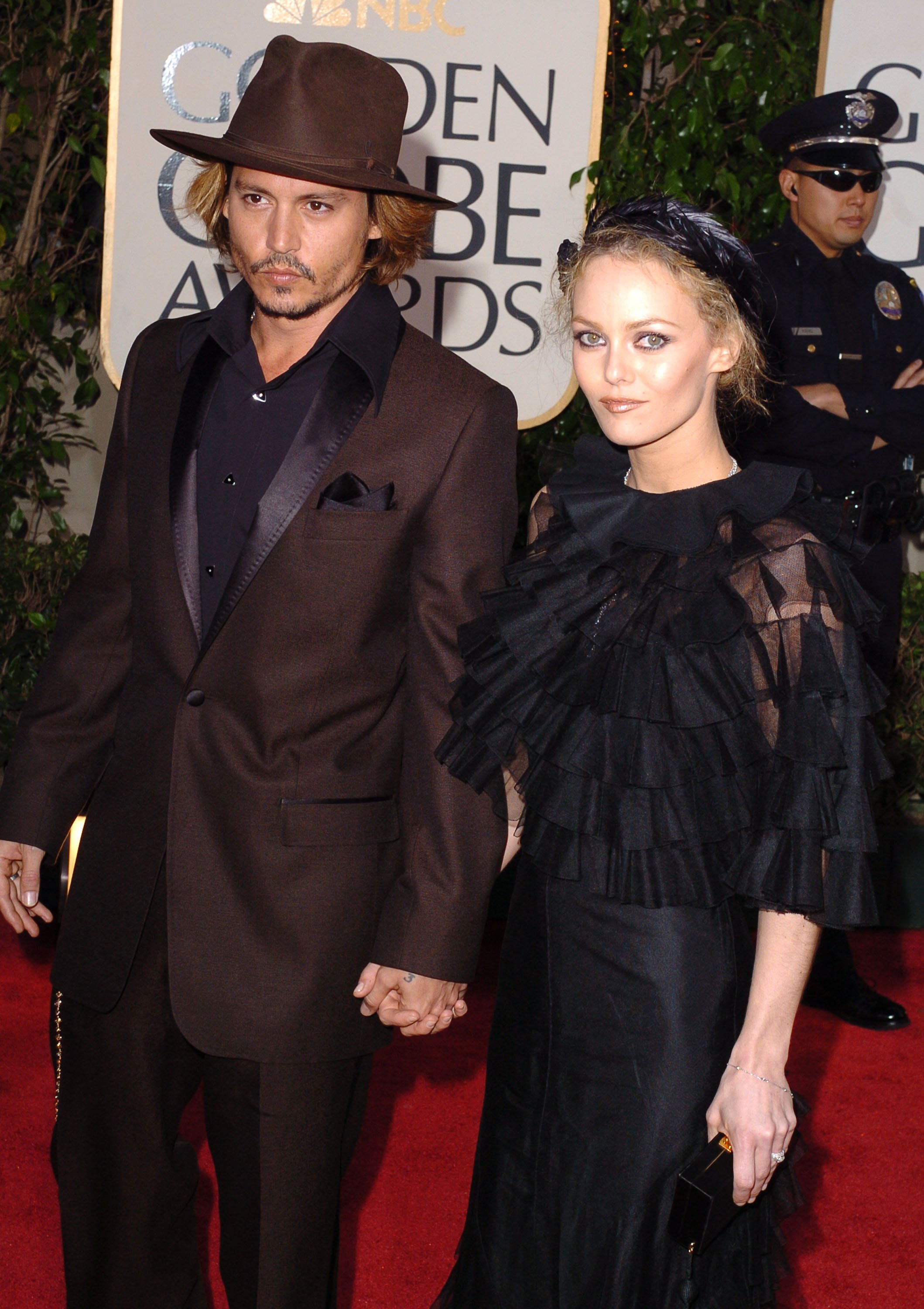 Johnny Depp and Vanessa Paradis at the 61st Annual Golden Globe Awards on January 25, 2004. | Source: Getty Images