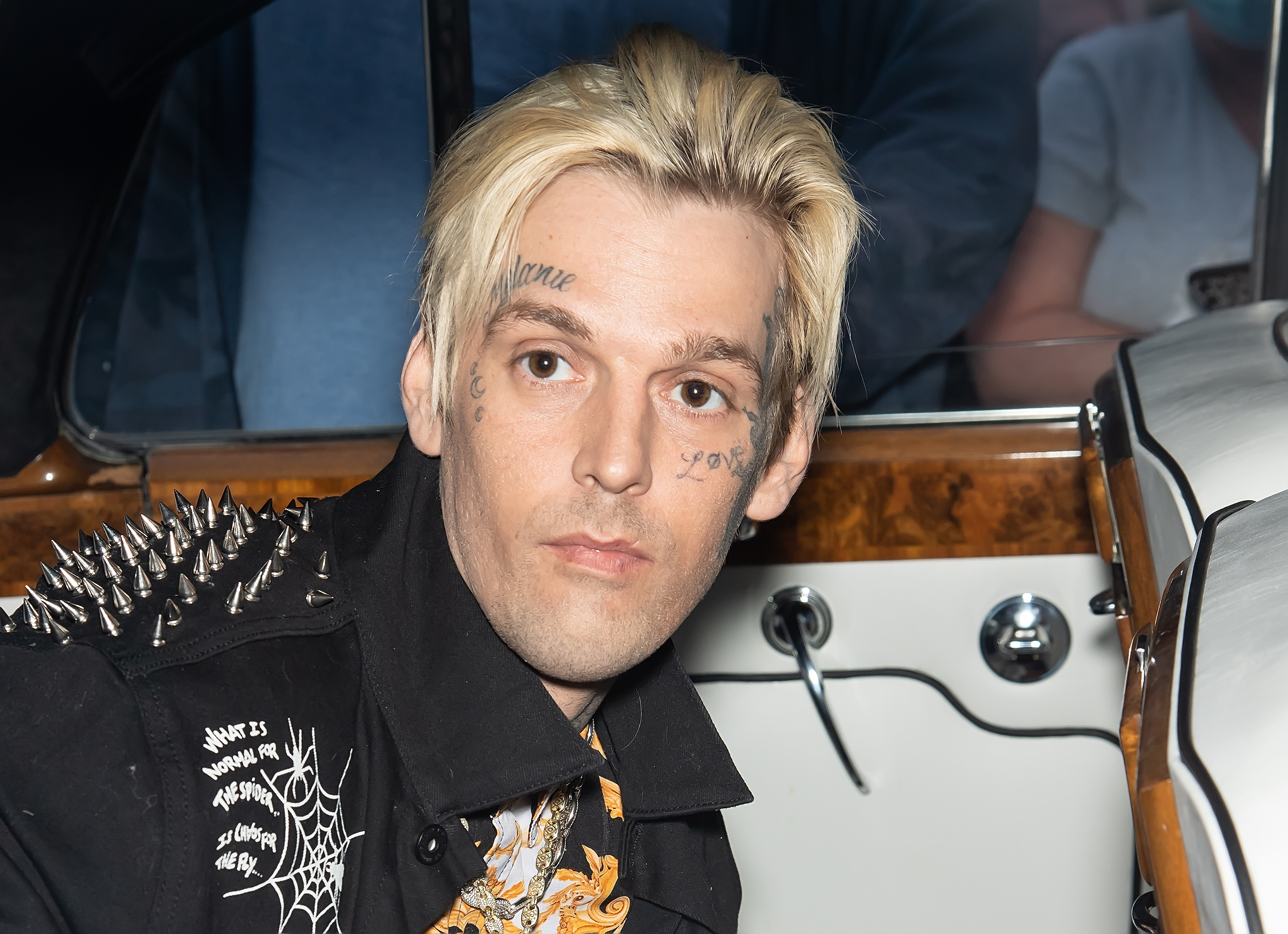 Aaron Carter is seen arriving to the Celebrity Boxing Face Off in Philadelphia, Pennsylvania on April 10, 2021. | Source: Getty Images