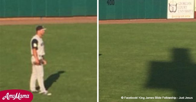 Fans take snaps of Tim Tebow and the strange sight near him and it goes viral