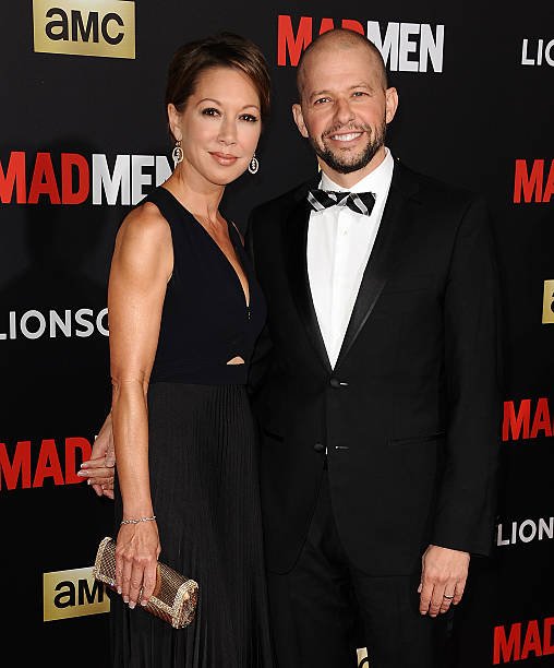 Jon Cryer and wife Lisa Joyner at Dorothy Chandler Pavilion on March 25, 2015 | Source: Getty Images