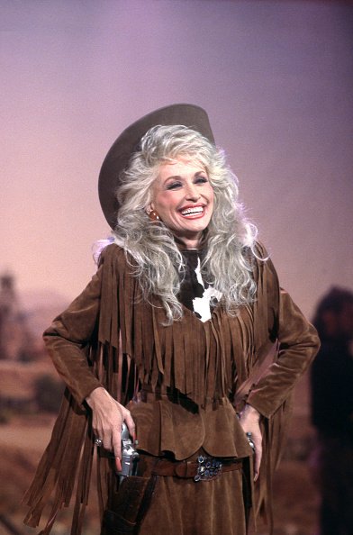 Dolly Parton in a scene from "Dolly," in 1988. | Photo: Getty Images