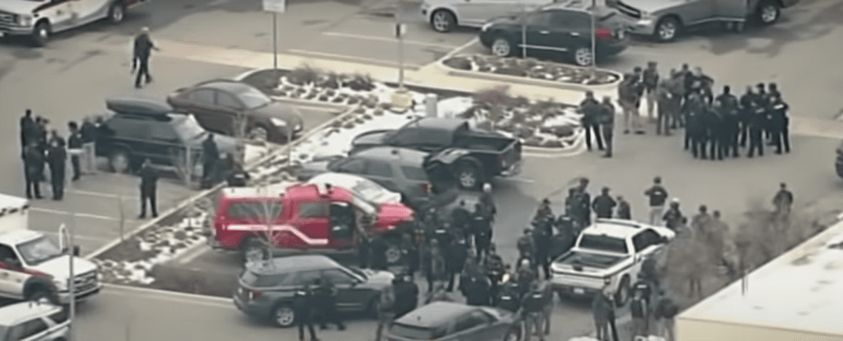 Screenshot of Colorado shooting and cops around the scene. | Source: YouTube/ABC7