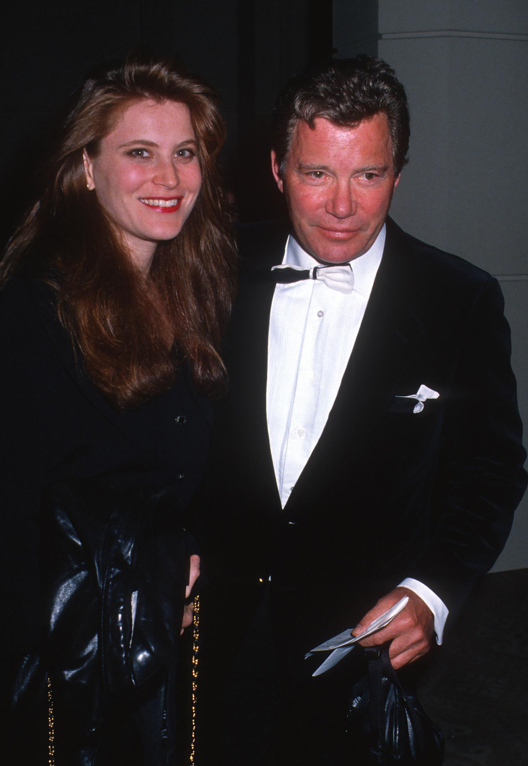 William Shatner and one of his daughters at the 42nd Annual Writers Guild of America Awards on March 18, 1990, in California. | Source: Getty Images
