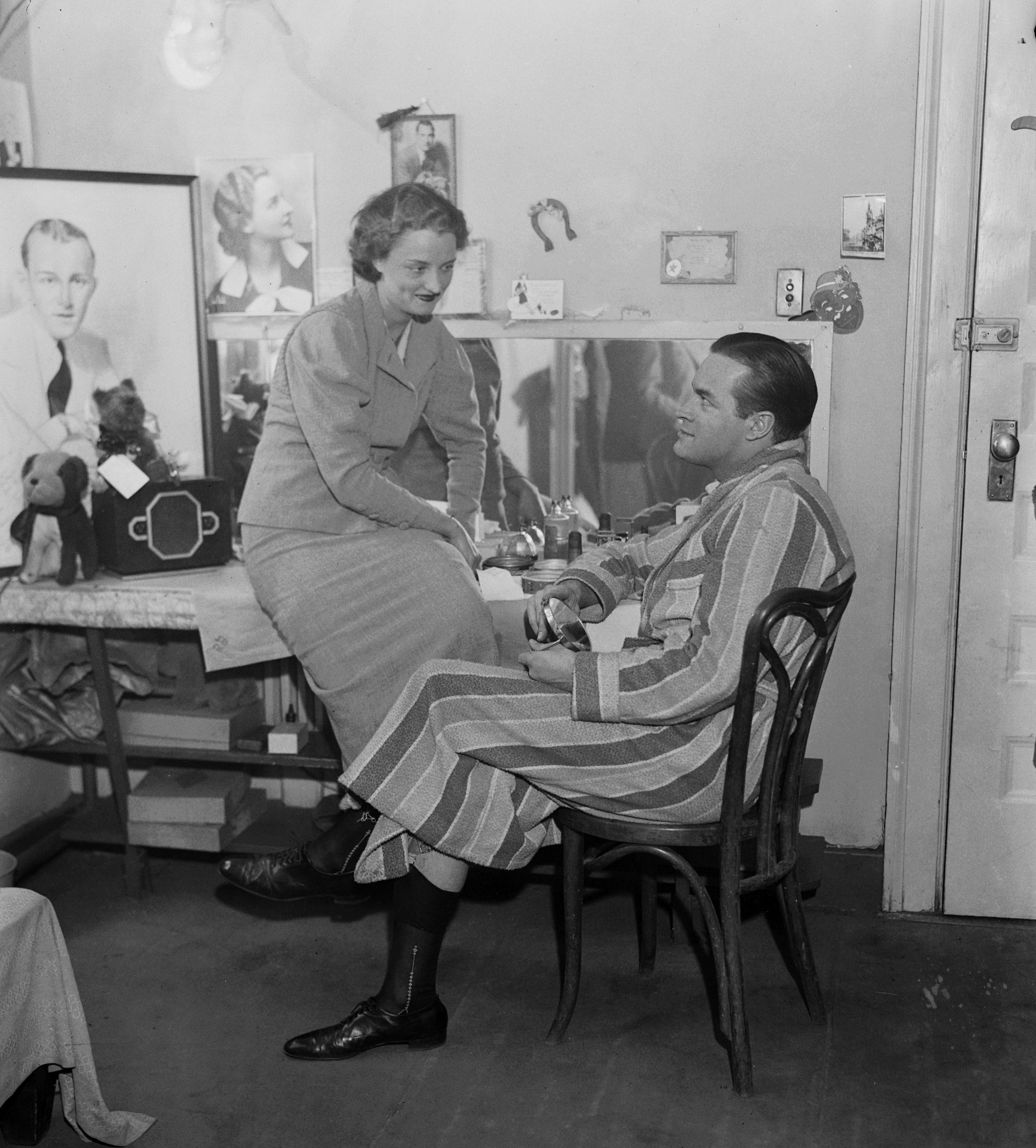 Photo of Bob Hope and Dolores Hope on February 22, 1934 | Source: Getty Images