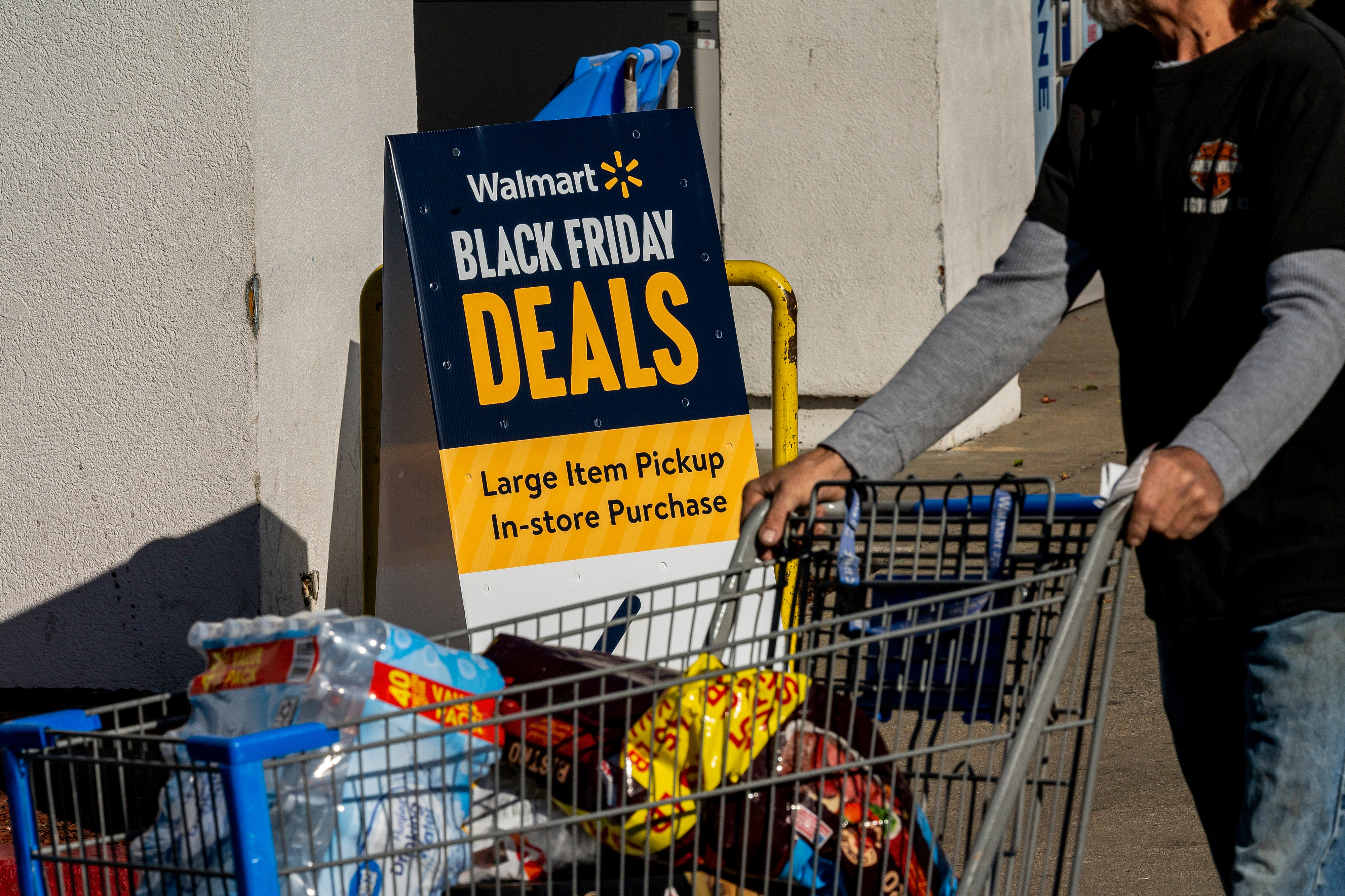 Walmart in Martinez, California, on November 18, 2024 | Source: Getty Images