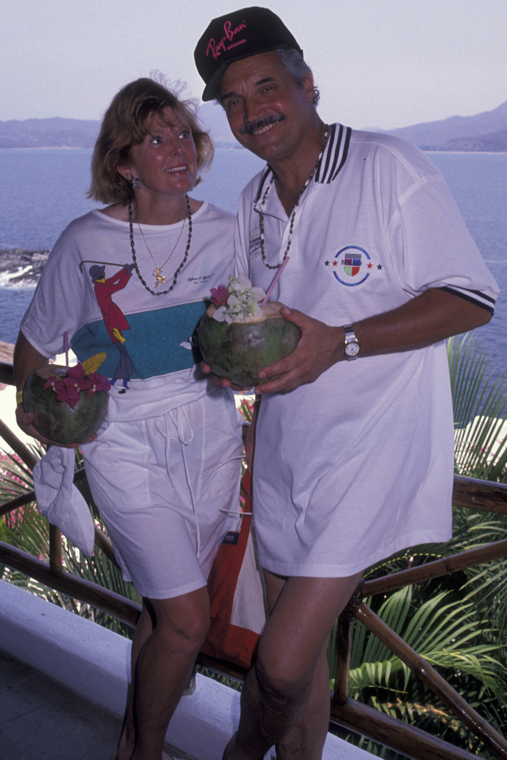 Hal Linden and his wife Frances Martin at the Las Hadas Celebrity Sports Invitational on May 11, 1990. | Source: Getty Images