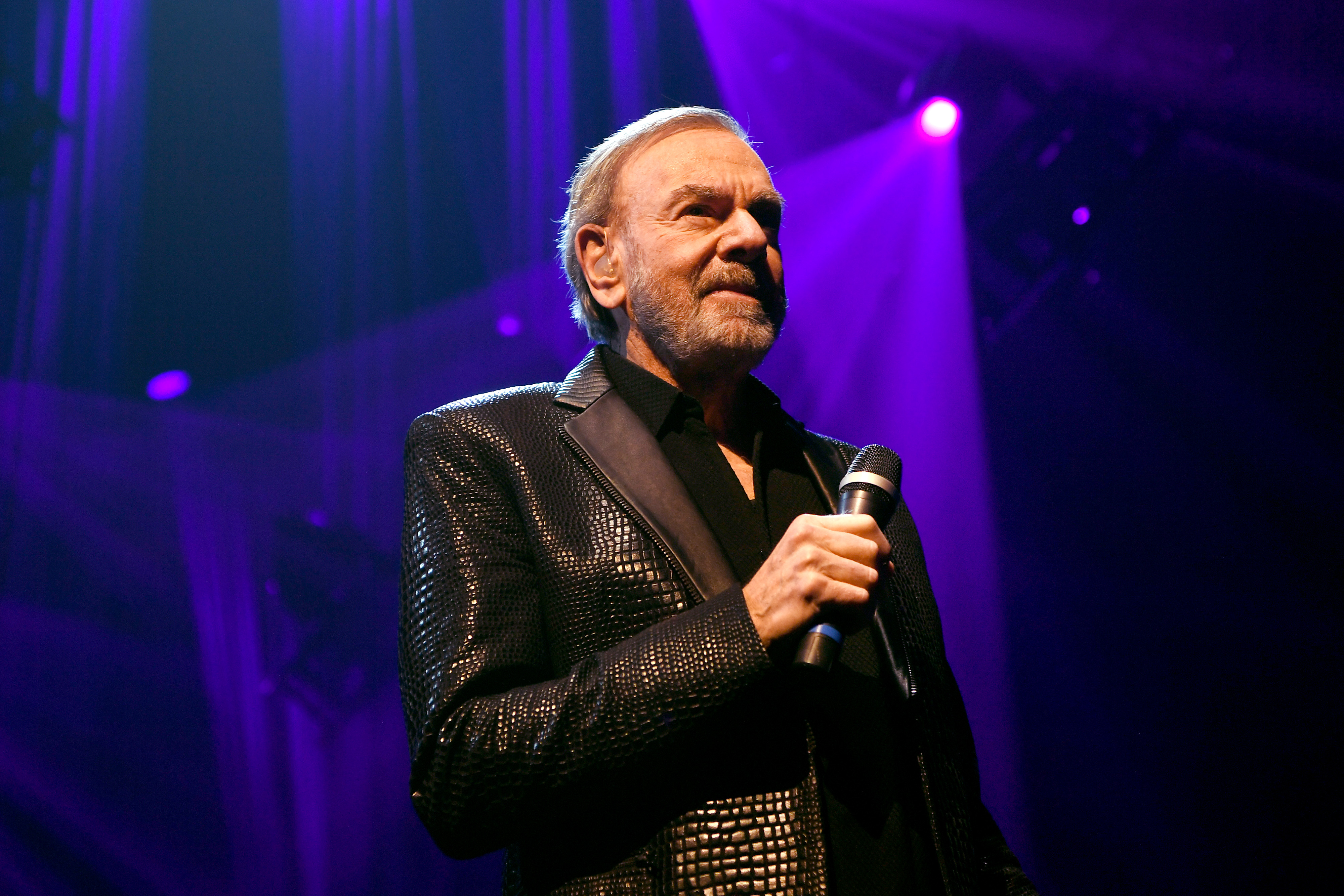 Neil Diamond at the 24th annual Keep Memory Alive "Power of Love Gala" on March 7, 2020. | Source: Getty Images