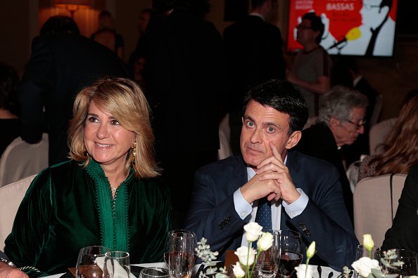 Manuel Valls Galfetti et Susana Gallardo assistent à la 75e édition du Premi Nadal. | Photo : GettyImage