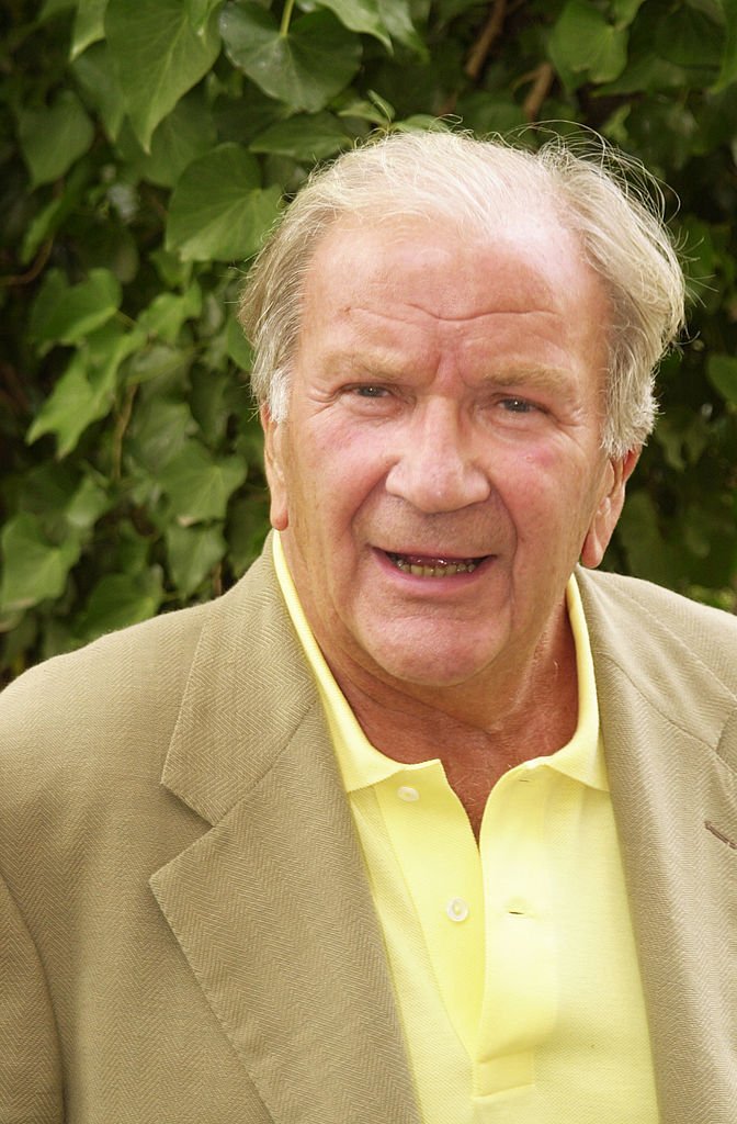 L'acteur français Pierre Mondy | Photo : Getty Images L'acteur français Pierre Mondy | Photo : Getty Images