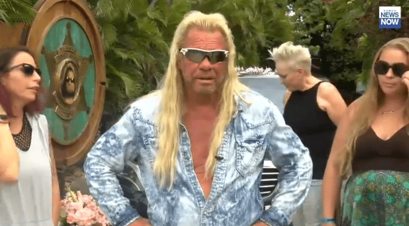 Duane Chapman speaking to reporters about Beth Chapman's passing on June 26, 2019 | Photo: Hawaii News Now