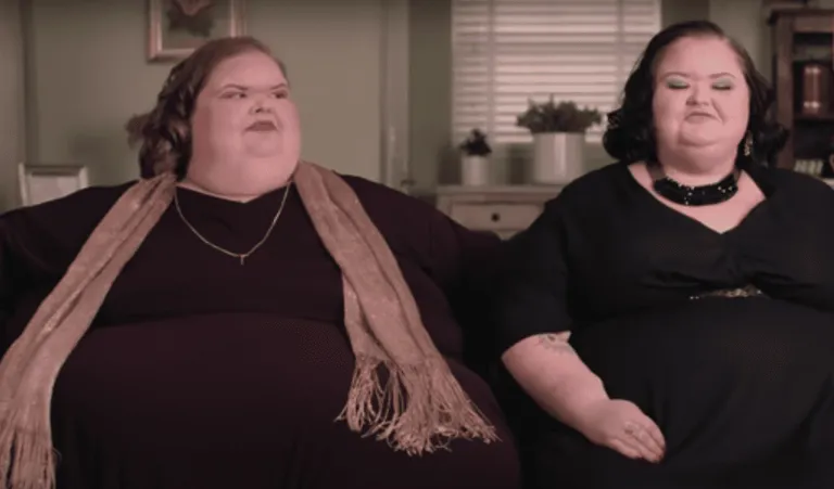 Scene from "1000-LB Sisters" where Amy opened up about her weight loss on February 10, 2020 | Photo: youtube.com/TLC