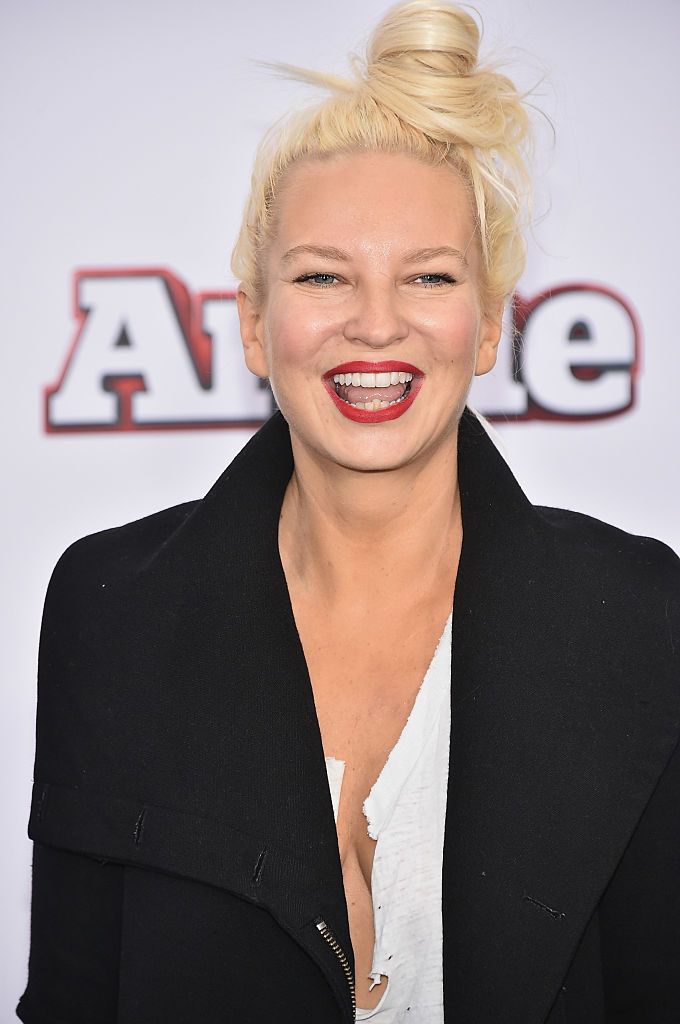 Sia at the "Annie" world premiere at Ziegfeld Theater on December 7, 2014, in New York City | Photo: Theo Wargo/Getty Images