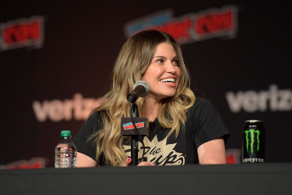  Danielle Fishel speaks onstage at the Boy Meets World 25th Anniversary Reunion Panel during the New York Comic Con 2018 at Javits Center | Photo: Getty Images