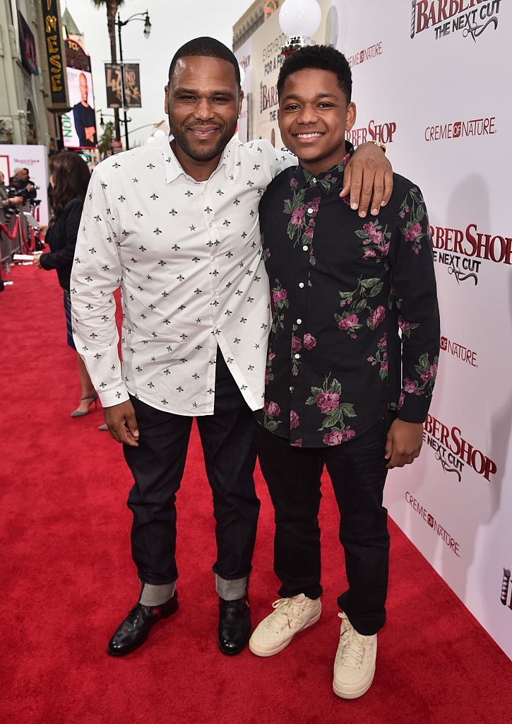 Anthony Anderson and son Nathan Anderson attend the premiere of New Line Cinema's "Barbershop: The Next Cut" | Source: Getty Images