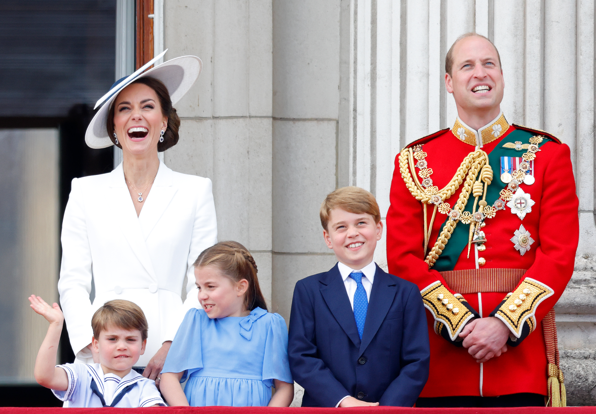 Prince Louis, Kate Middleton, Princess Charlotte, Prince George and Prince William watch a flypast from the balcony of Buckingham Palace during Trooping the Color on June 2, 2022 in London, England. | Source: Getty Images