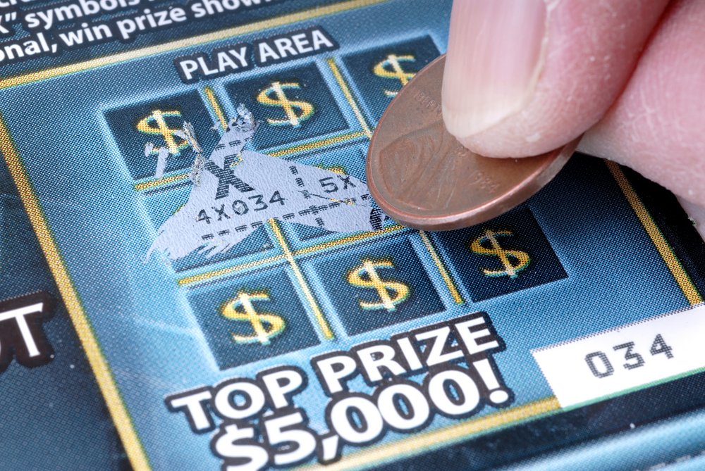 Billete de lotería. | Foto: Shutterstock