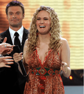 Carrie Underwood's expression on stage the moment she was pronounced the winner of American Idol, 14 years ago | Photo: Pinterest