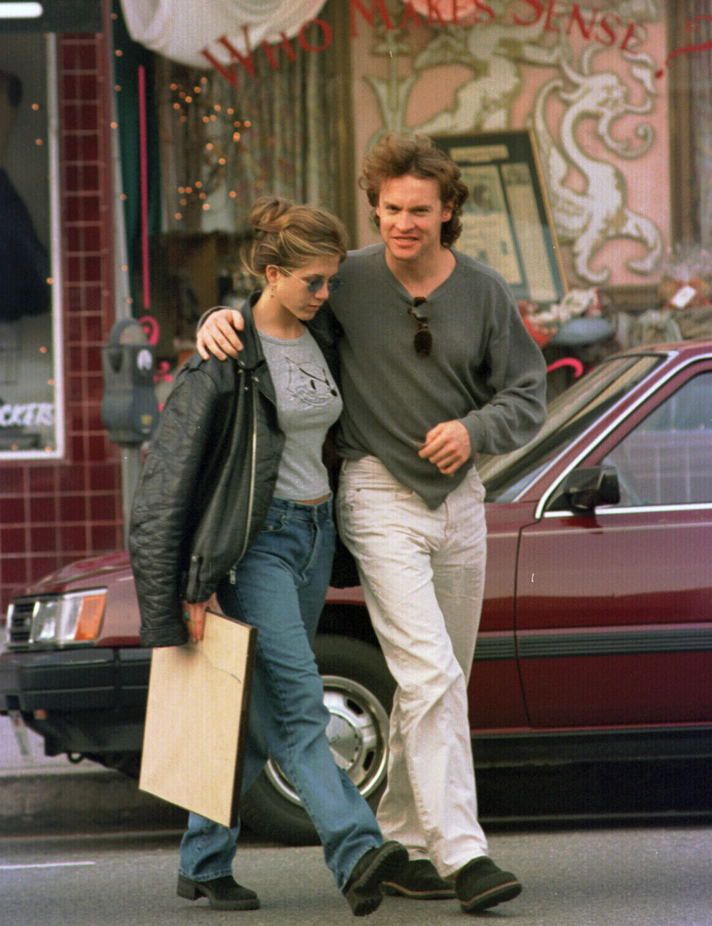 Jennifer Aniston and Tate Donovan seen in Los Angeles, California on January 14, 1995 | Source: Getty Images