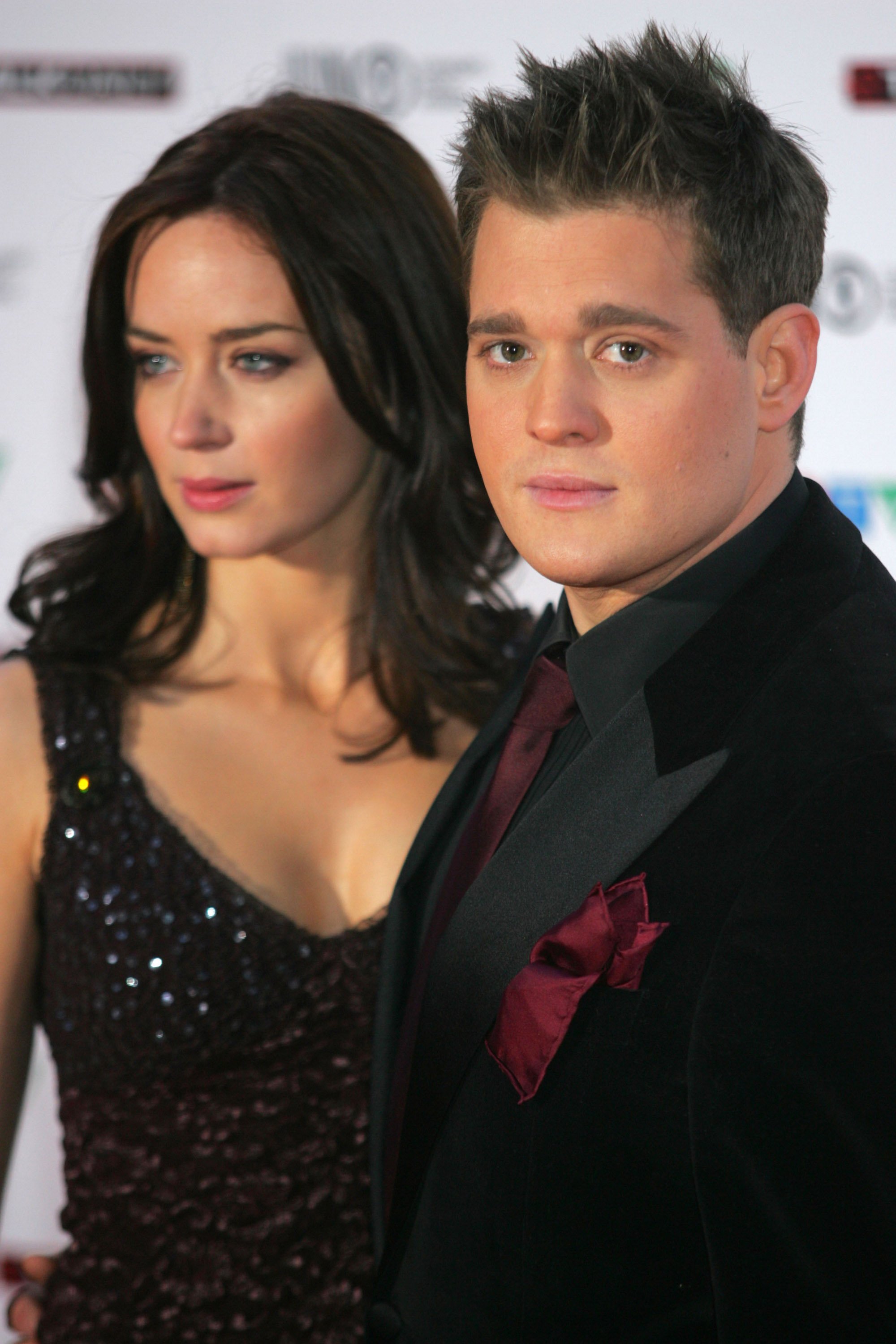 Emily Blunt and Michael Bublé at the JUNO Awards Red Carpet on April 2, 2006. | Source: George Pimentel/WireImage/Getty Images
