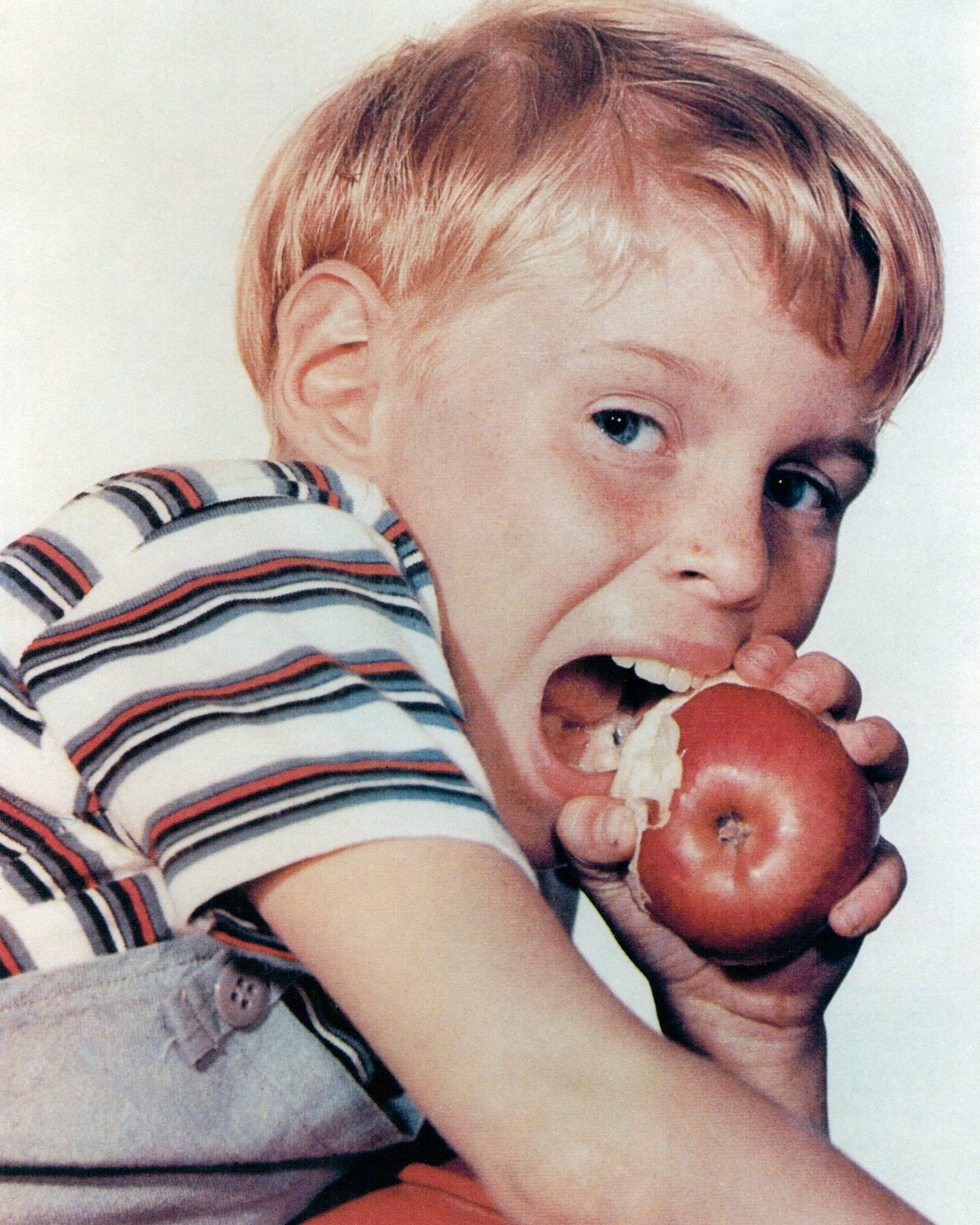 Jay North on the set of "Dennis the Menace" in 1960 | Source: Getty Images