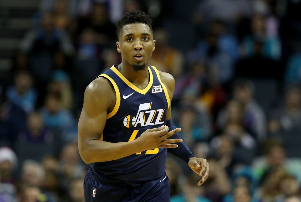 Utah Jazz player Donovan Mitchell during a game against the Charlotte Hornets in November 2018. | Photo: Getty Images/GlobalImagesUkraine