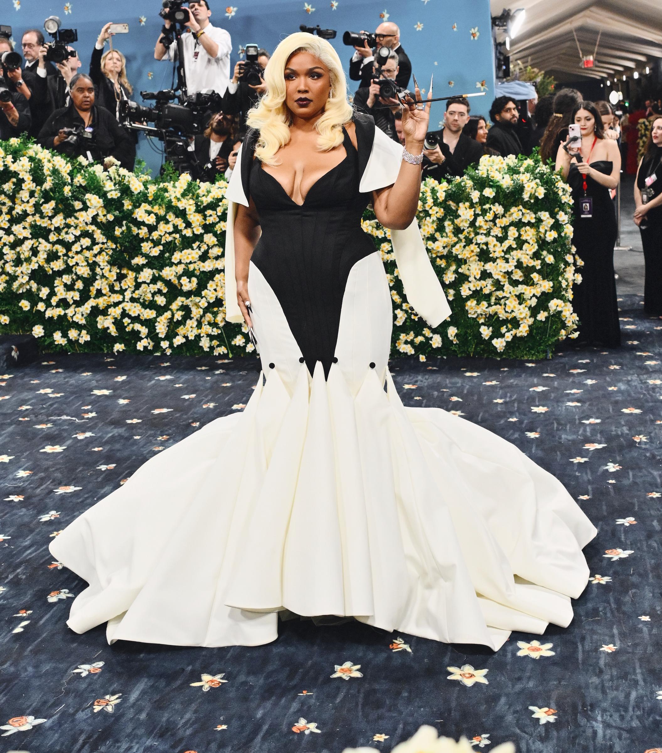 Lizzo pictured at the Metropolitan Museum of Art on May 5, 2025 | Source: Getty images