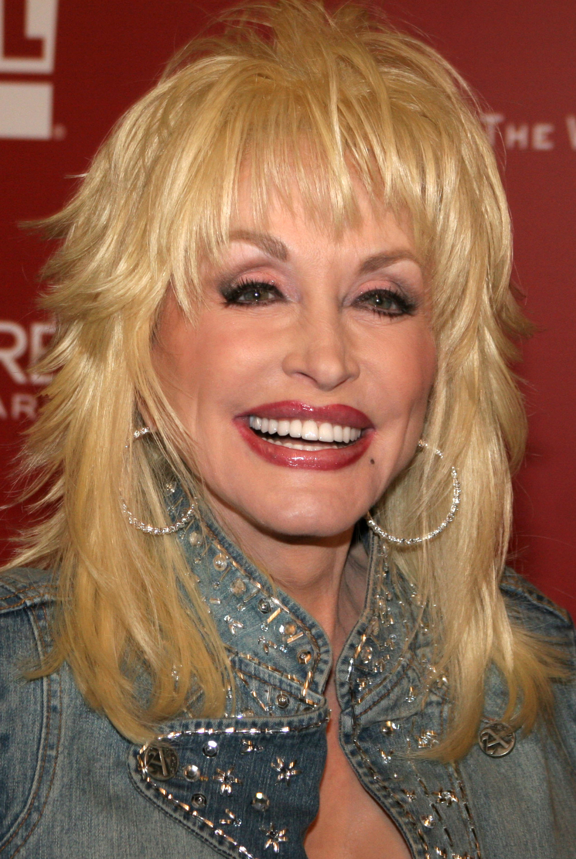 Dolly Parton during Weinstein Company Pre-Oscar Party - Arrivals at Pacific Design Center in West Hollywood, California on March 4, 2006. | Source: Getty Images