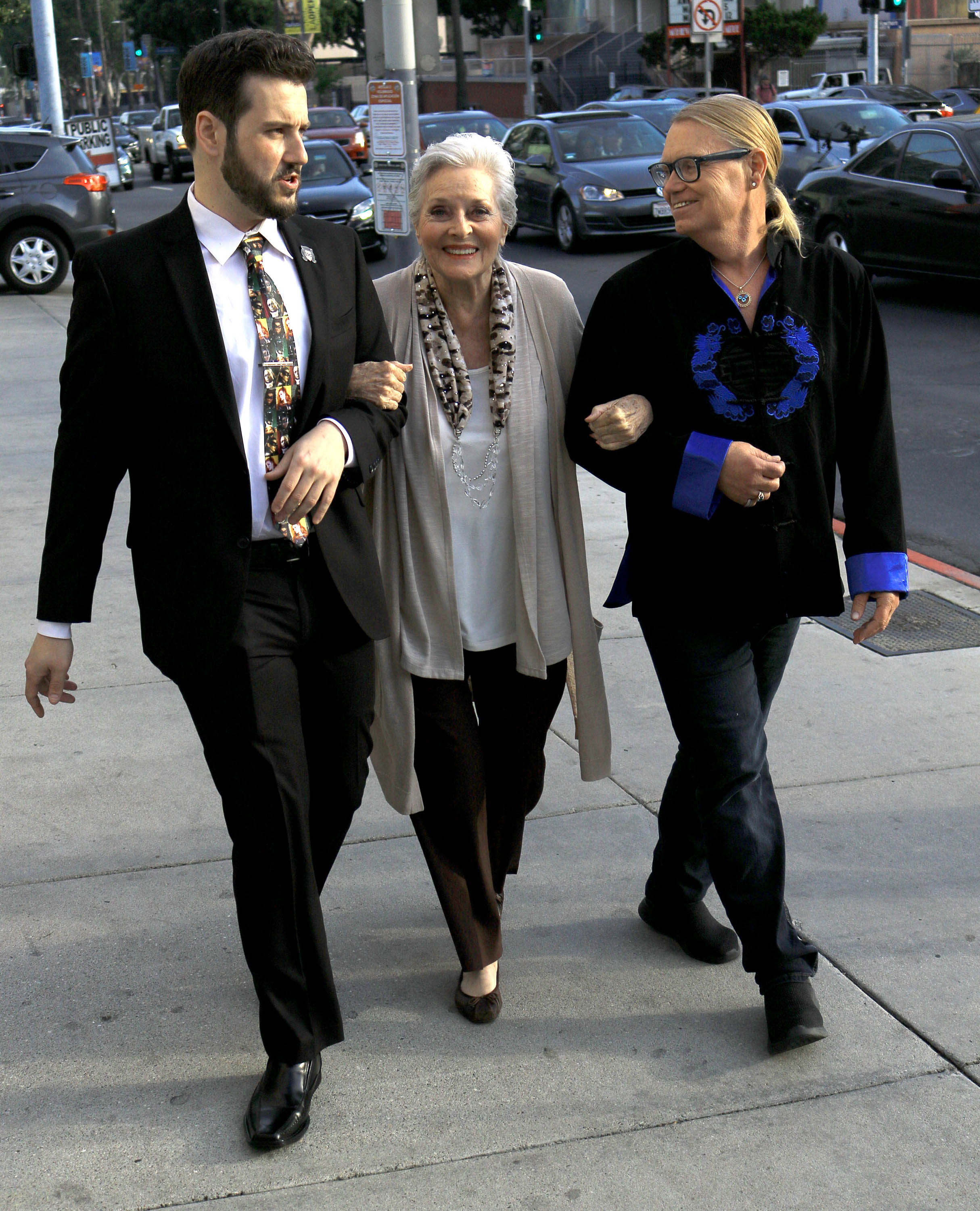 The actress is seen with company on May 14, 2019 in Los Angeles, California | Source: Getty Images