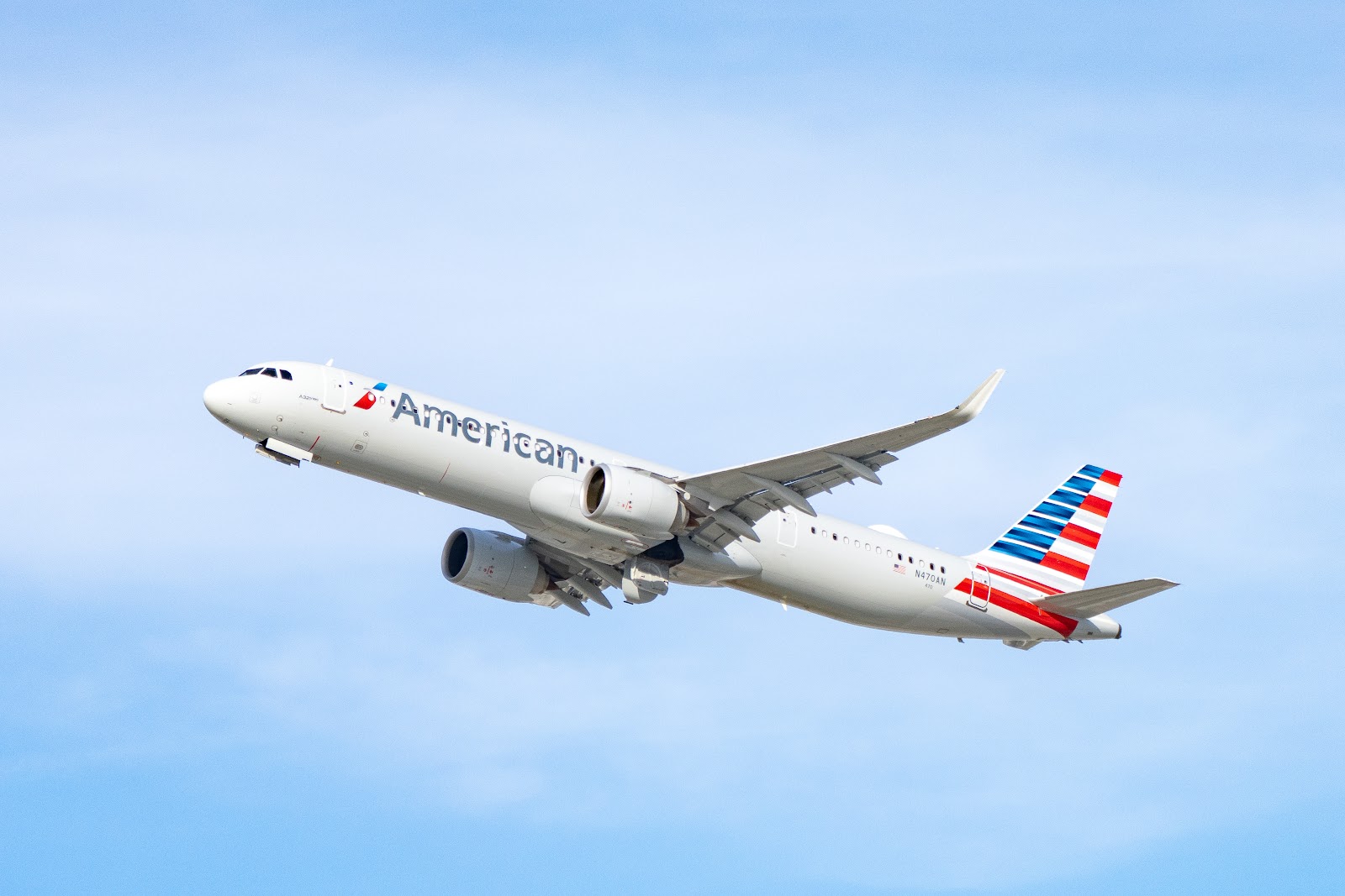 American Airlines passenger jet | Source: Getty Images