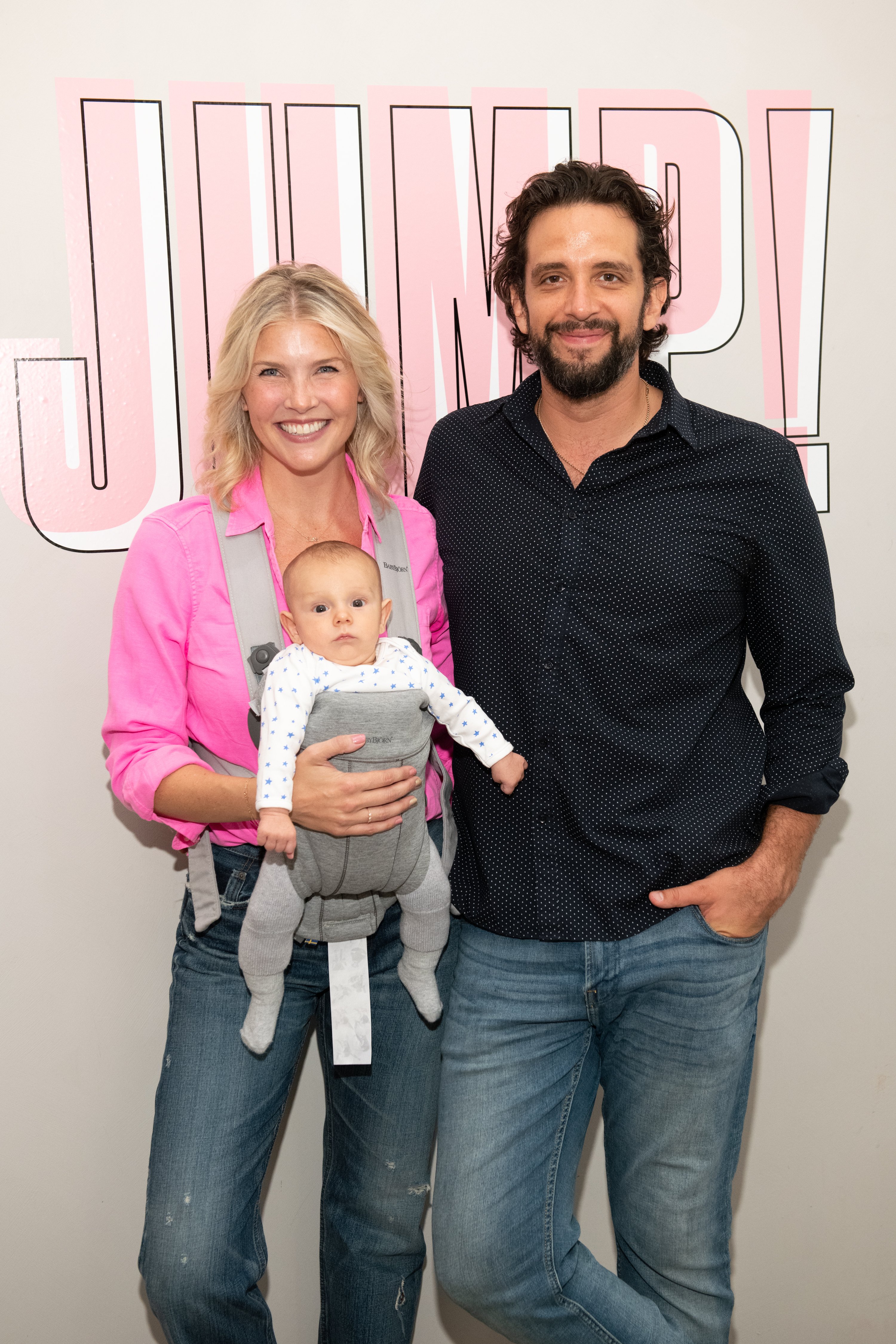 Amanda Kloots, Nick Cordero and their son, Elvis at an event in New York in August 2019. | Photo: Getty Images.