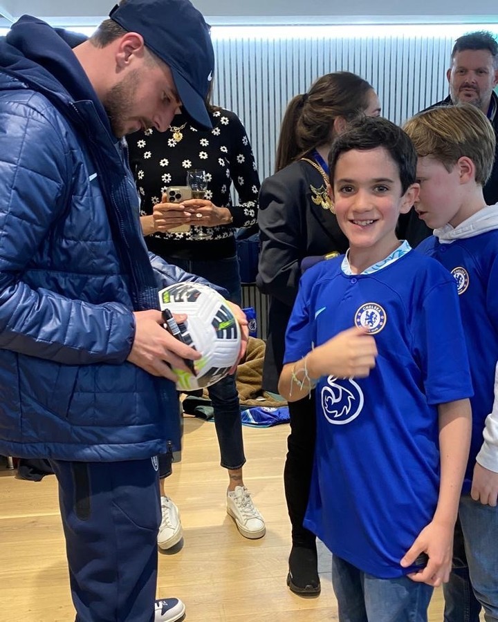 Eric Cowell with Mason Mount from a post dated February 4, 2023. | Source: Instagram/simoncowell
