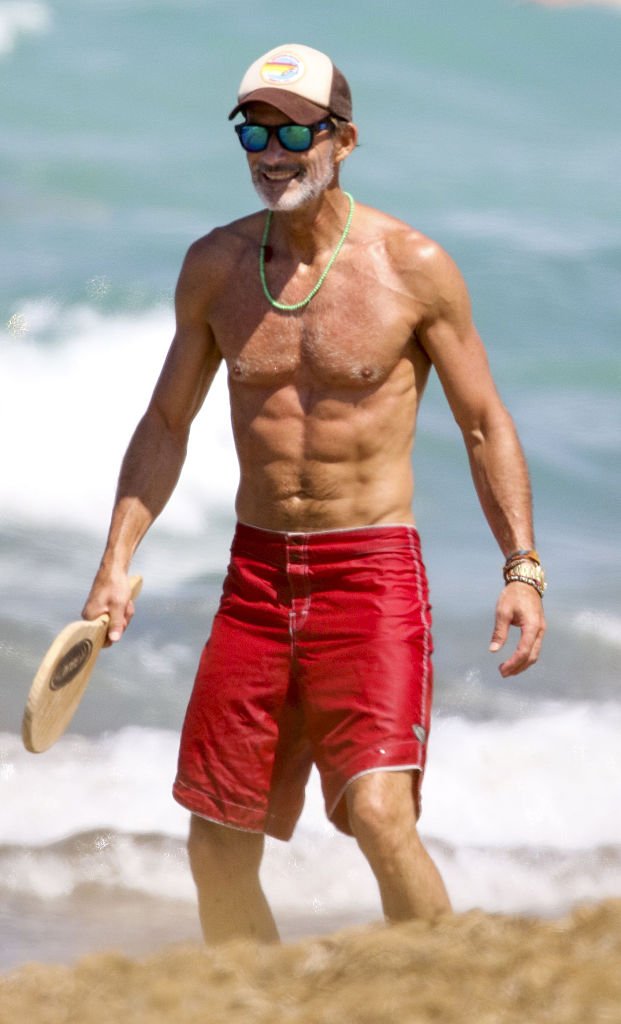Kyril de Bulgaria es visto el 2 de agosto de 2016 en una playa de Palma de Mallorca, España. | Foto: Getty Images