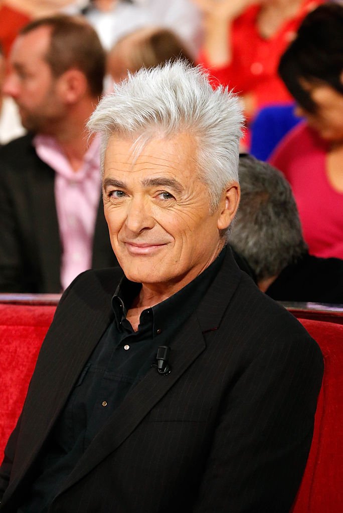 Le chanteur Daniel Lavoie dans "Vivement Dimanche" le 8 octobre 2014 à Paris, France. | Photo : Getty Images.